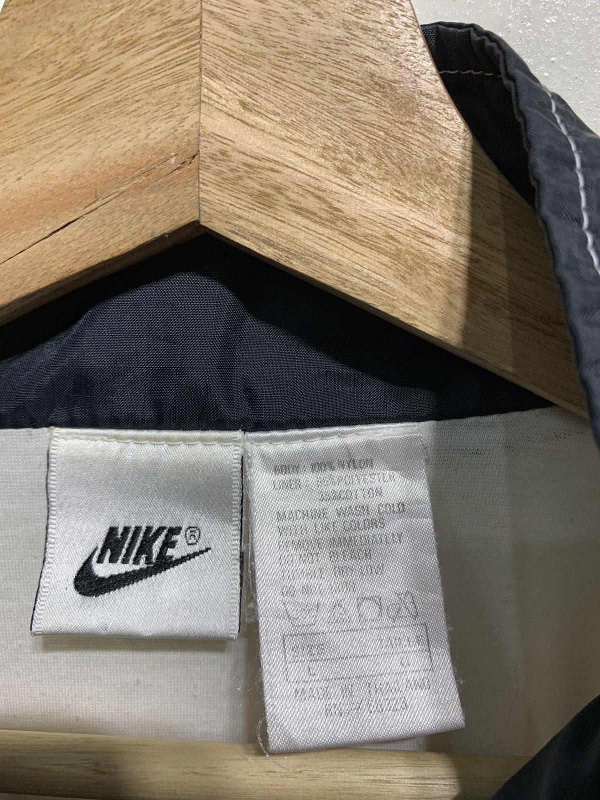 Nike 🔥VTG 90S NIKE COLOUR BLOCK LIGHT JACKETS Size US M / EU 48-50 / 2 - 9 Thumbnail