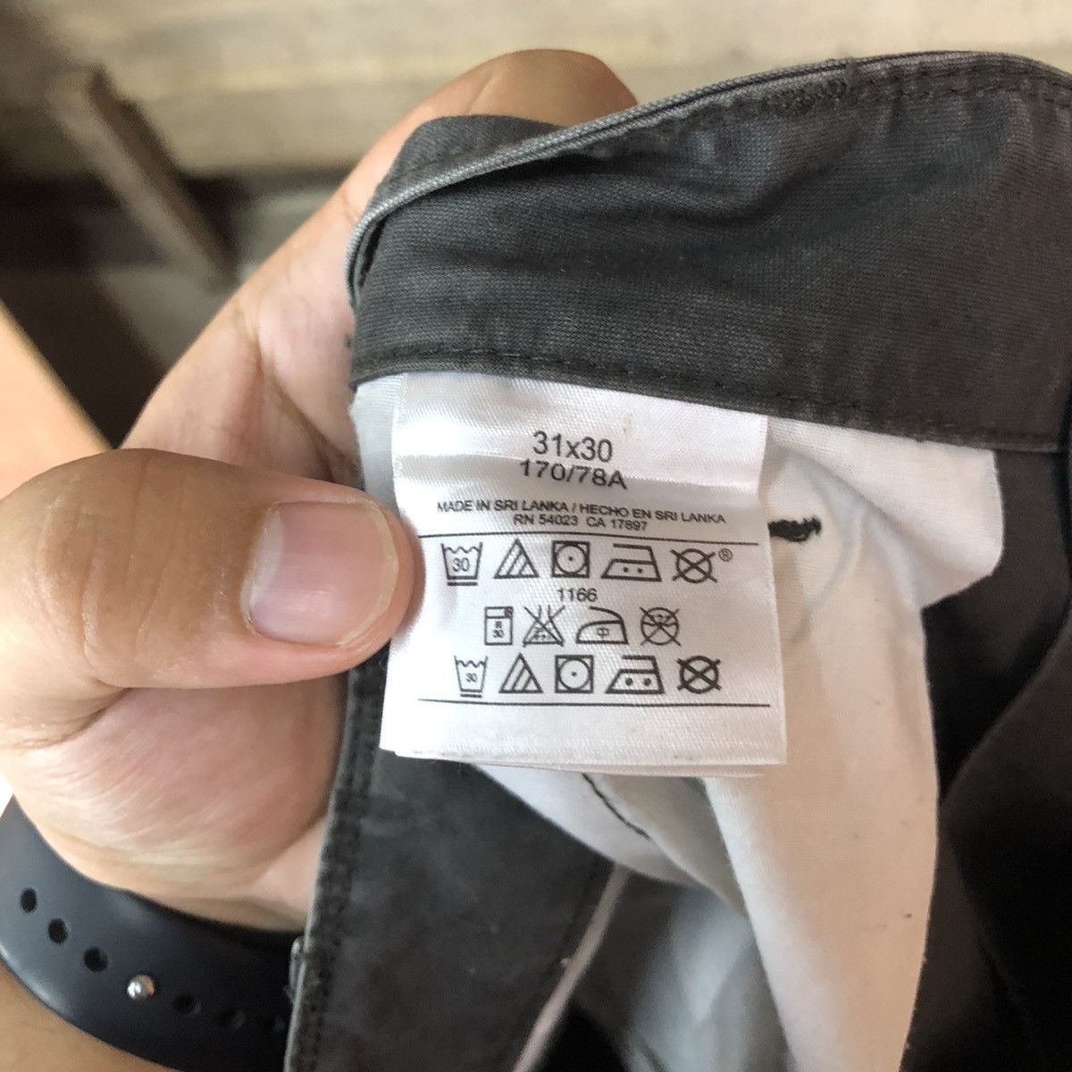 Faded Glory DLL Old Navy faded Black Cargo Multipocket Pants #1535 Size US 31 - 15 Thumbnail