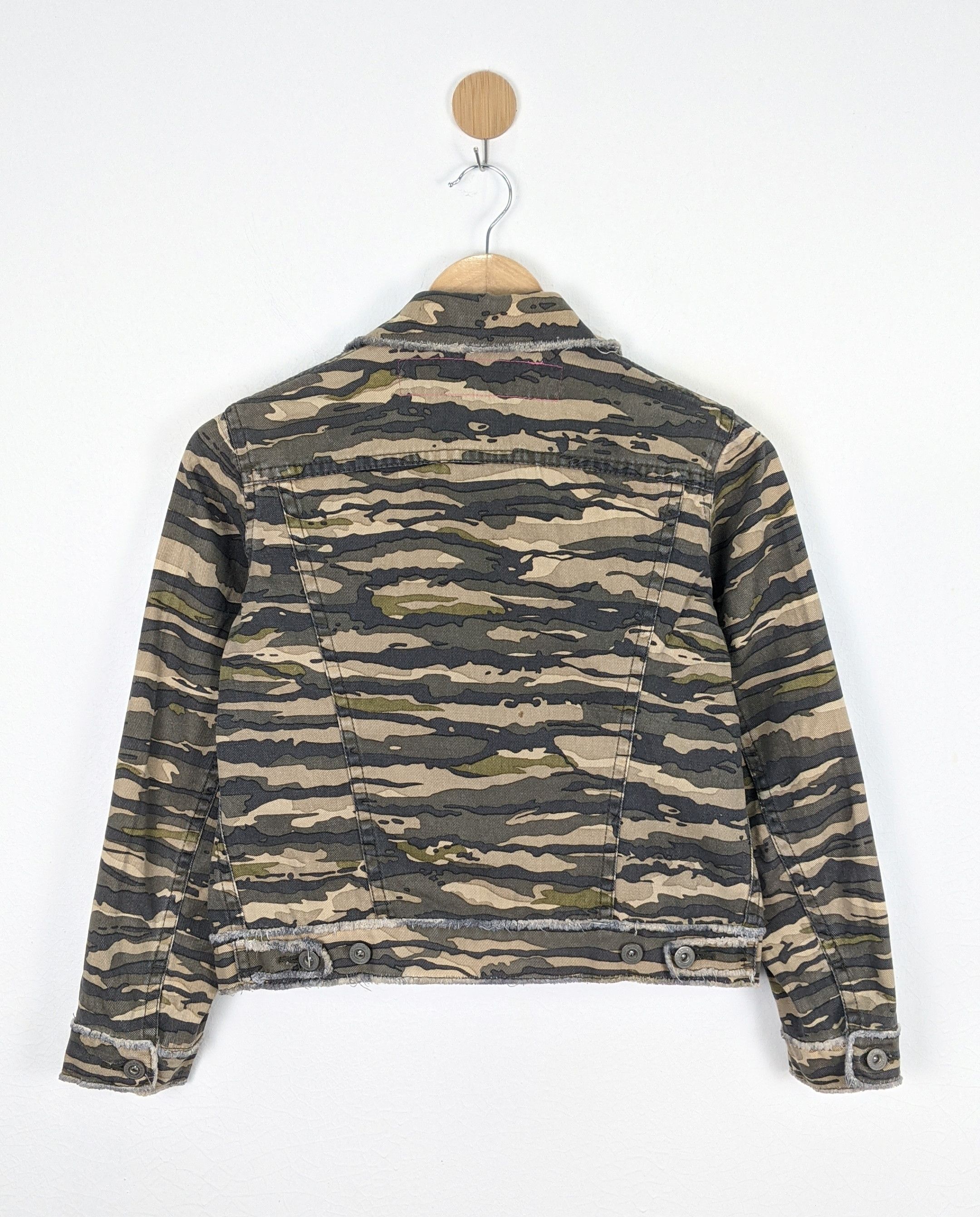 Comme des Garcons Junya Watanabe Comme des Garcons Camo Military Jacket Size S / US 4 / IT 40 - 3 Thumbnail