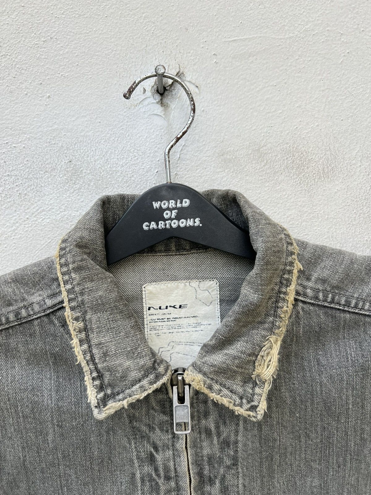 Japanese Brand Vintage 2000s NUKE Pre Julius 7 Faded Black Denim Jacket Size US M / EU 48-50 / 2 - 7 Thumbnail