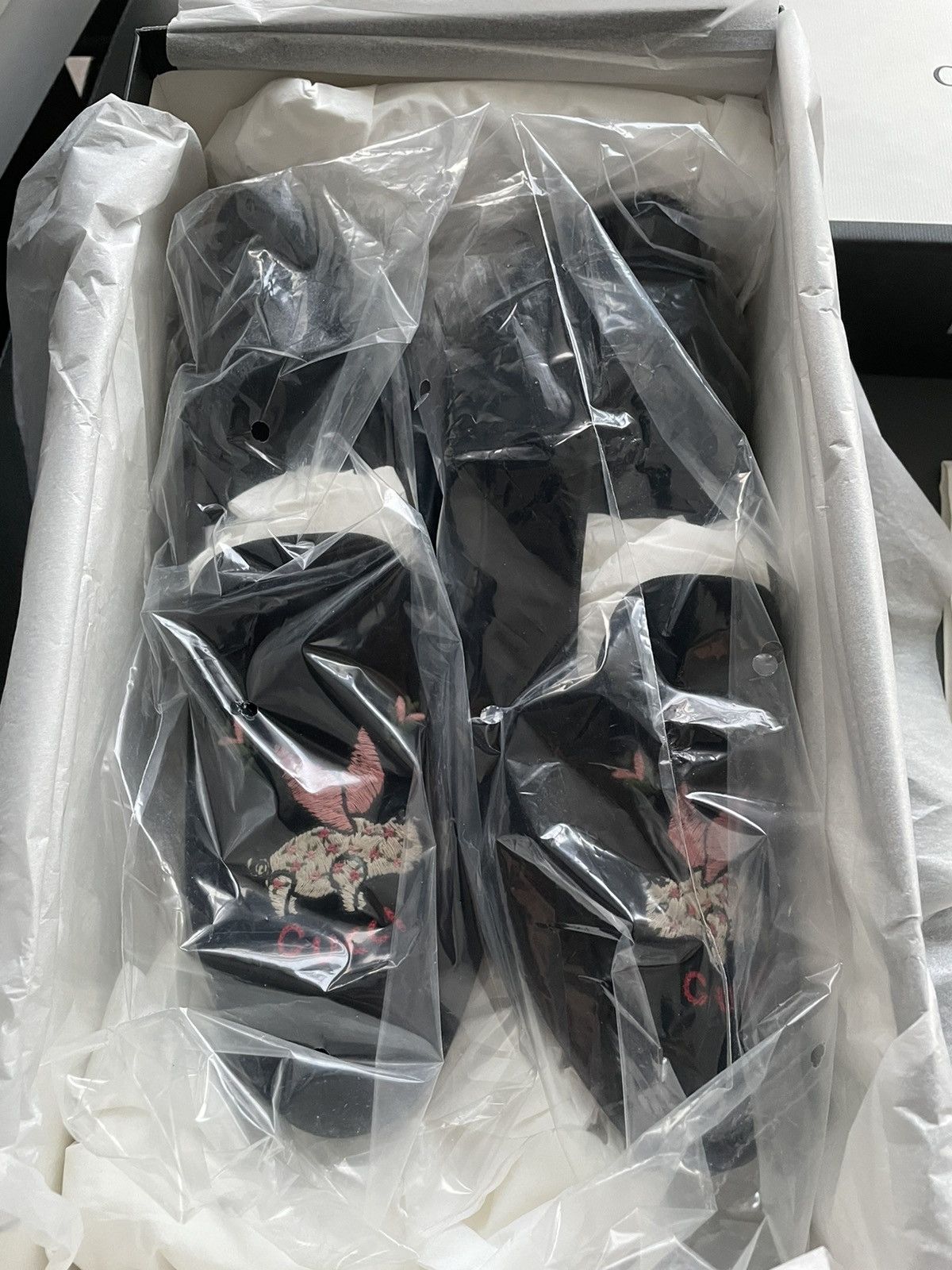 Gucci New Rare Super Runway Logo Flying Pig Velvet Leather Loafer Size US 9.5 / EU 42-43 - 9 Thumbnail