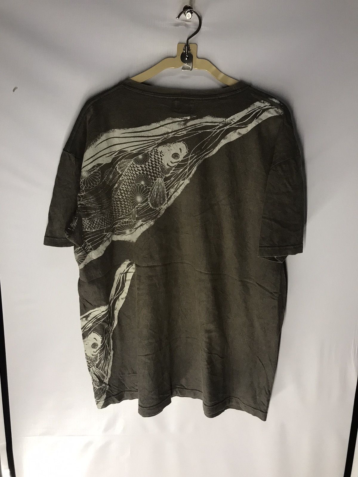 Japanese Brand Koi fish tee overprint Size US L / EU 52-54 / 3 - 5 Thumbnail