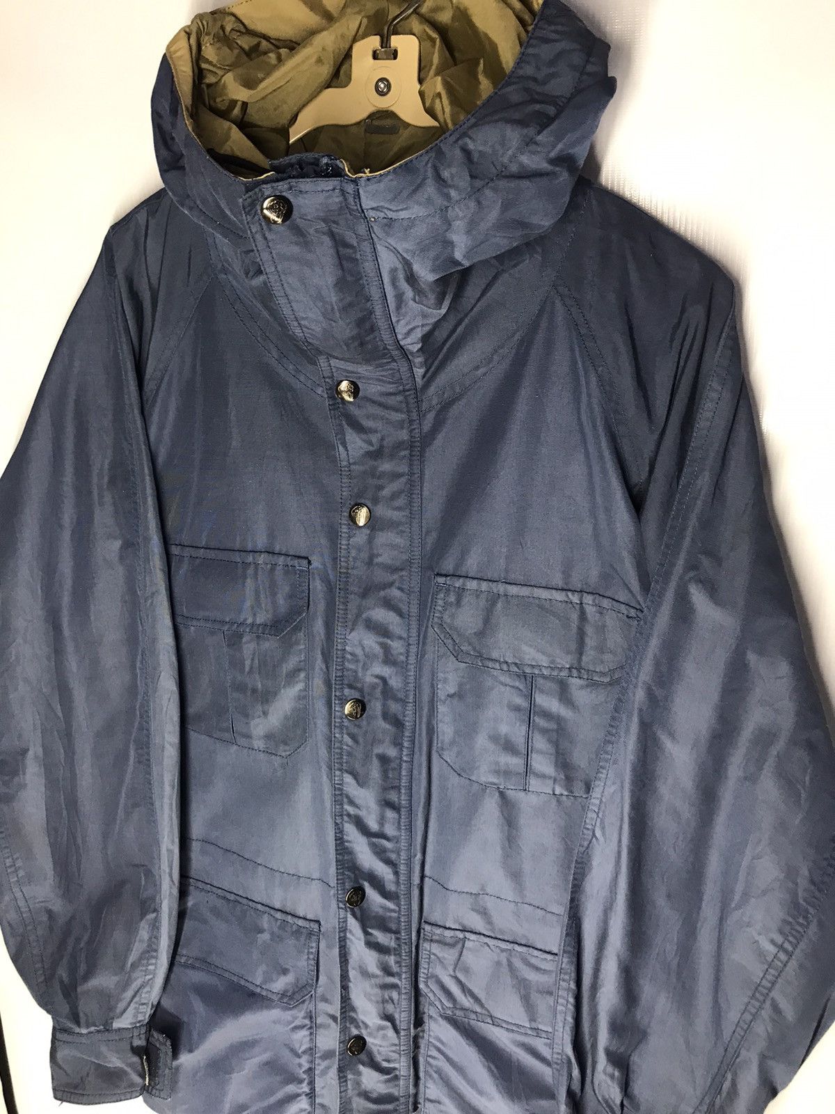 Other Windbreaker jacket hoodie wolrus Size US L / EU 52-54 / 3 - 4 Thumbnail