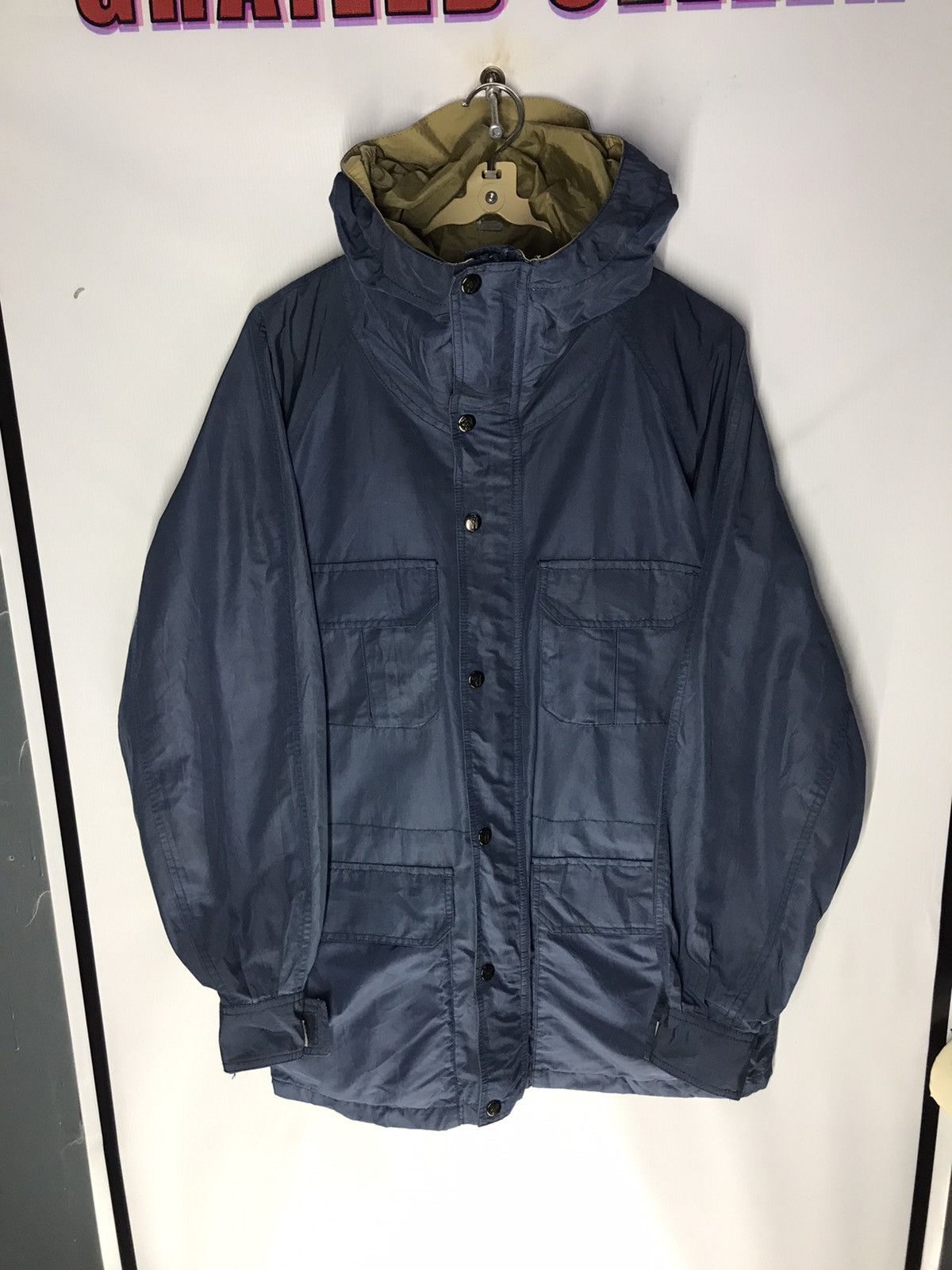 Other Windbreaker jacket hoodie wolrus Size US L / EU 52-54 / 3 - 6 Thumbnail