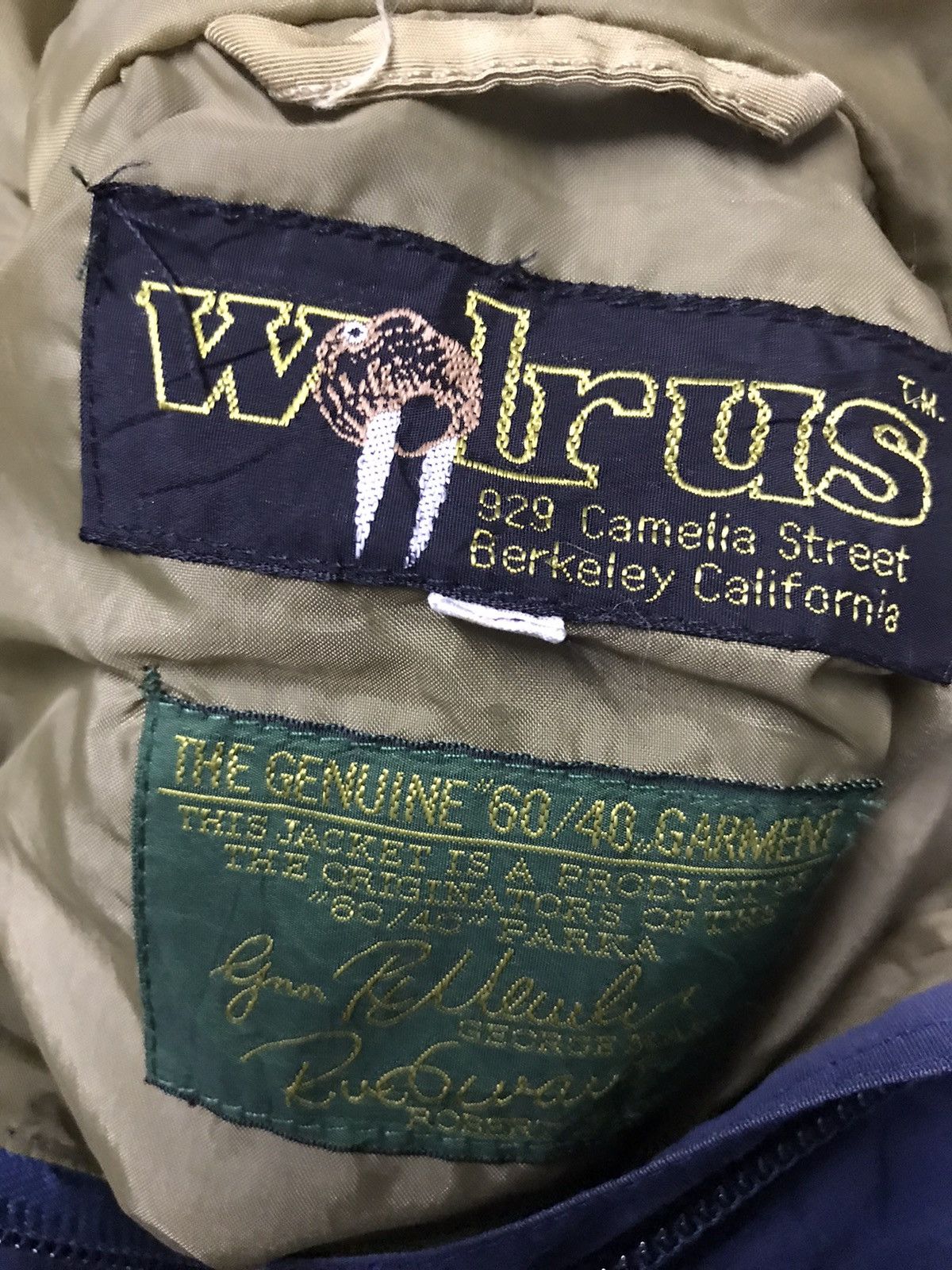 Other Windbreaker jacket hoodie wolrus Size US L / EU 52-54 / 3 - 3 Thumbnail