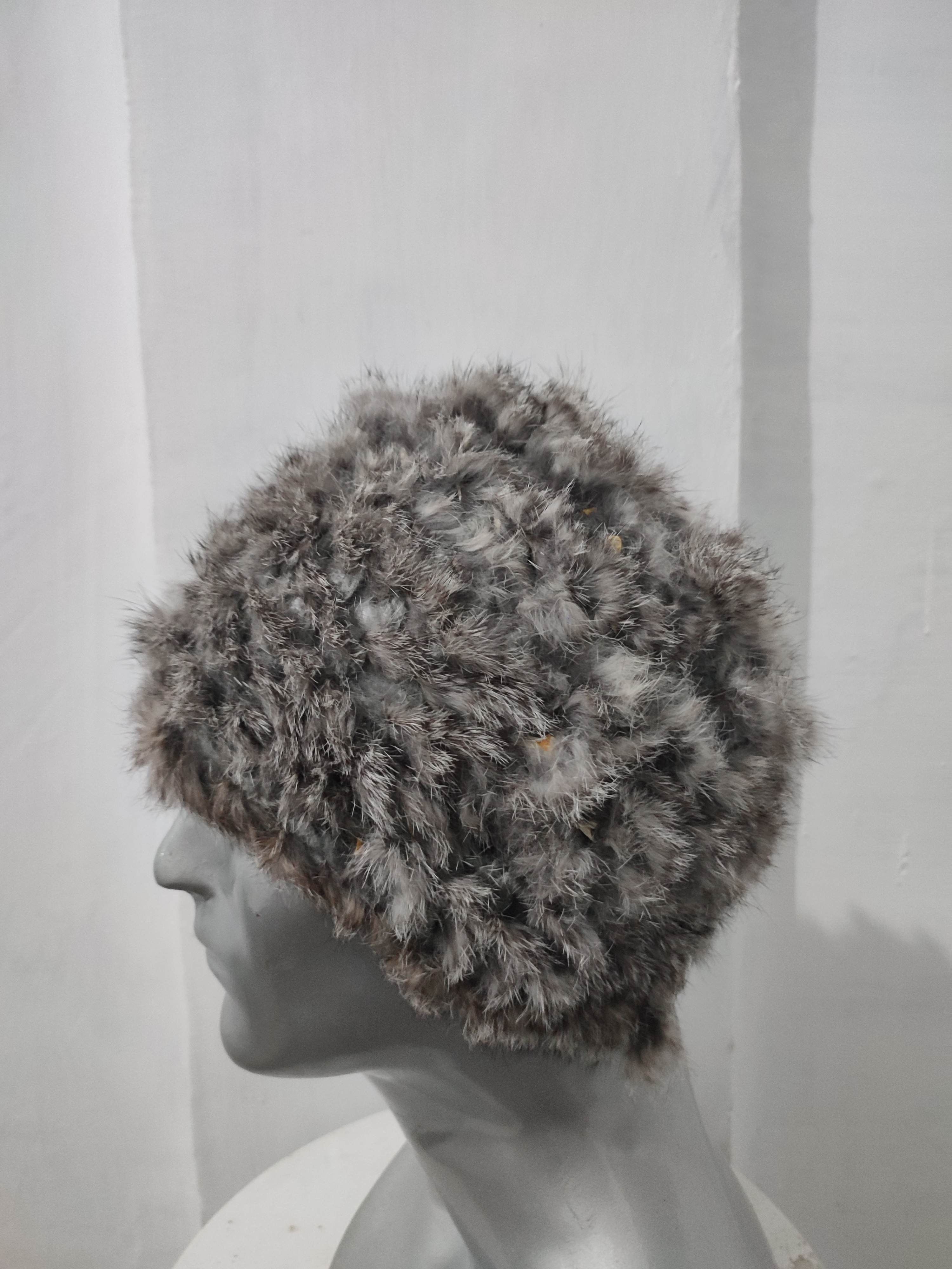 Japanese Brand 🔥Unknown Japanese Real Fur Beanie Hats Size ONE SIZE - 3 Thumbnail