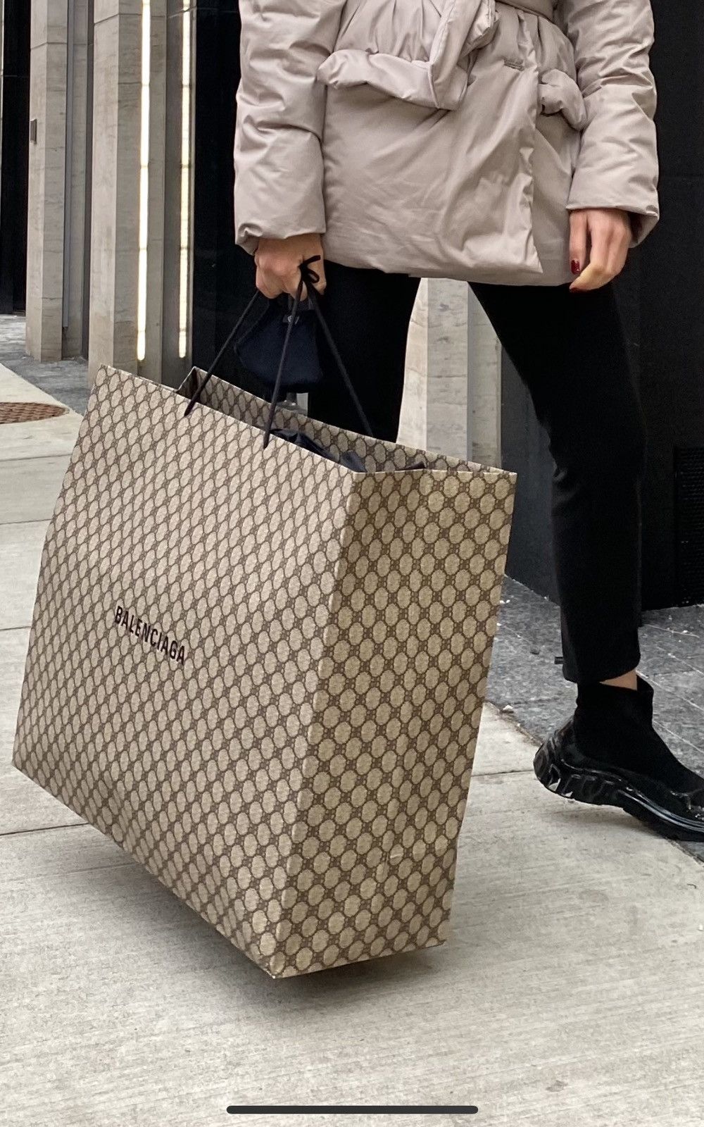 Balenciaga × Gucci Balenciaga Limited Edition Paper Bag Size ONE SIZE - 4 Thumbnail