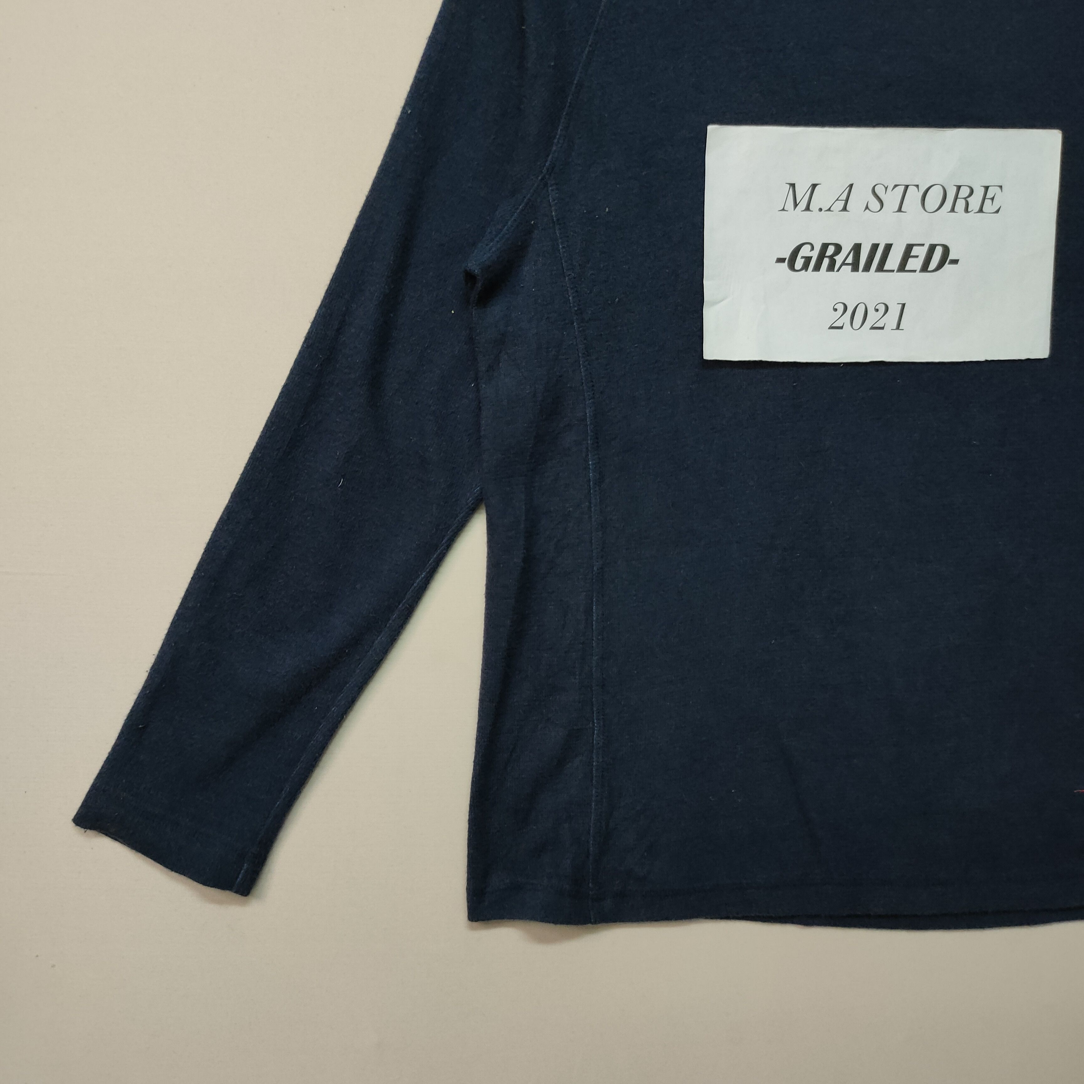Tommy Bahama Vintage Tommy Bahama Embroidery Small Logo Long Shirt Size US M / EU 48-50 / 2 - 4 Thumbnail