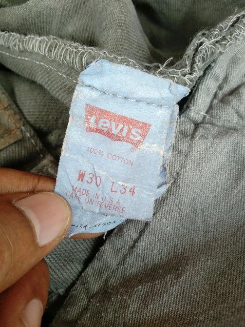 Levi's 90s Vintage Levis 501 Made In USA Distressed Jeans 30x32 Size US 30 / EU 46 - 6 Thumbnail