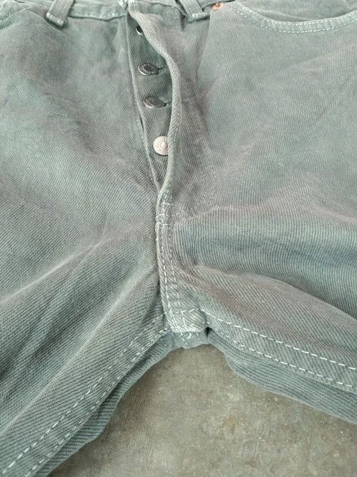 Levi's 90s Vintage Levis 501 Made In USA Distressed Jeans 30x32 Size US 30 / EU 46 - 4 Thumbnail