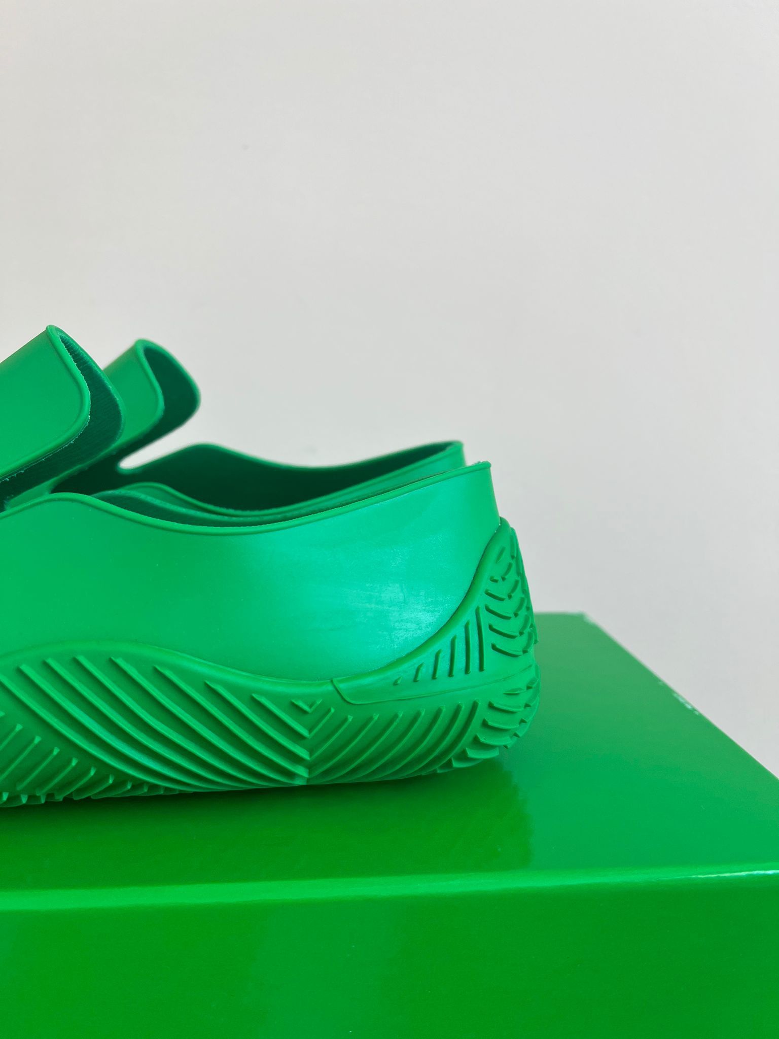 Bottega Veneta Climber Sneaker in Grass Size US 9 / EU 42 - 11 Thumbnail