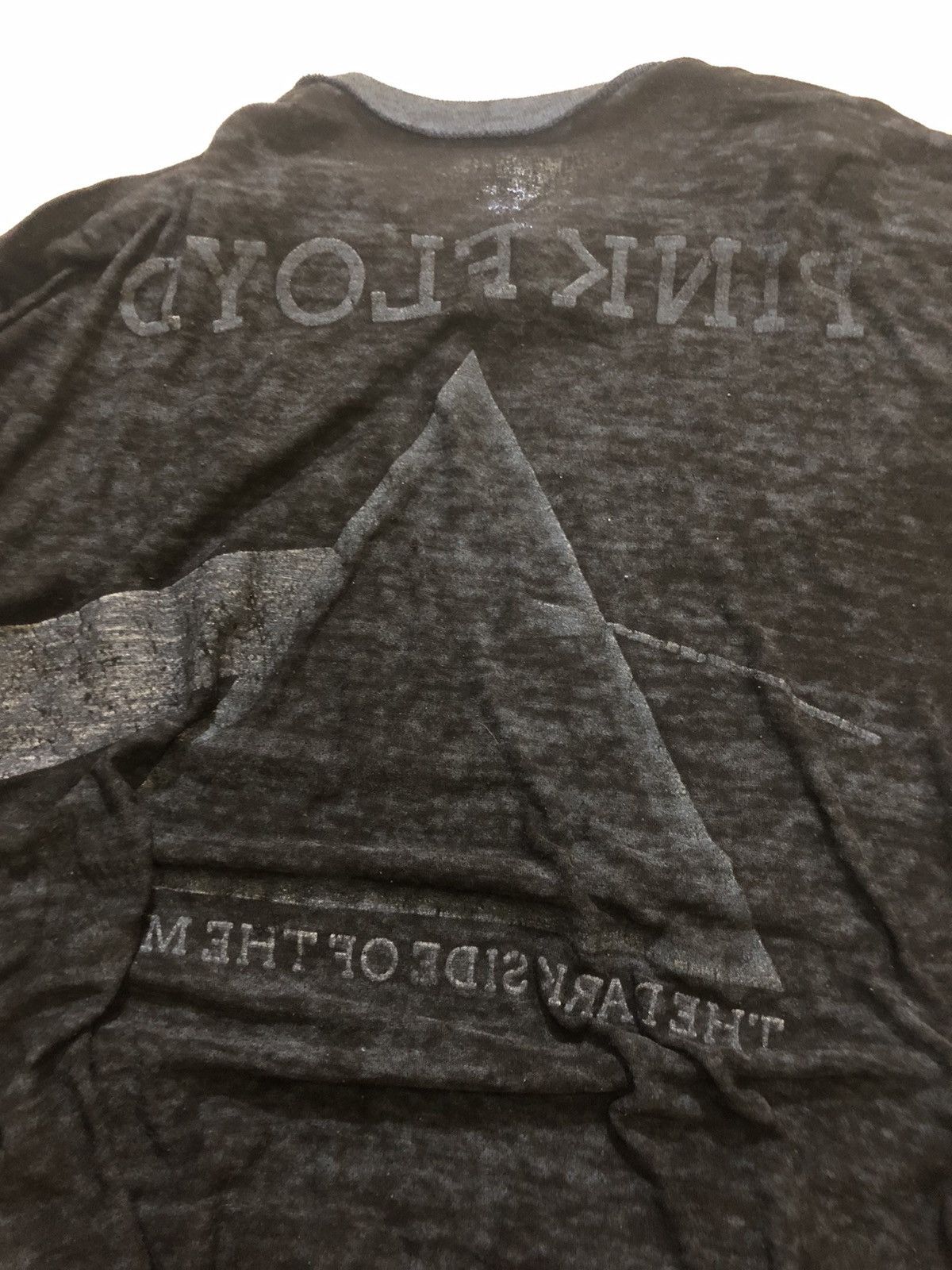 Band Tees × Pink Floyd × Vintage PINK FLOYD band Tee 50/50 distressed tees size L Size US L / EU 52-54 / 3 - 9 Thumbnail