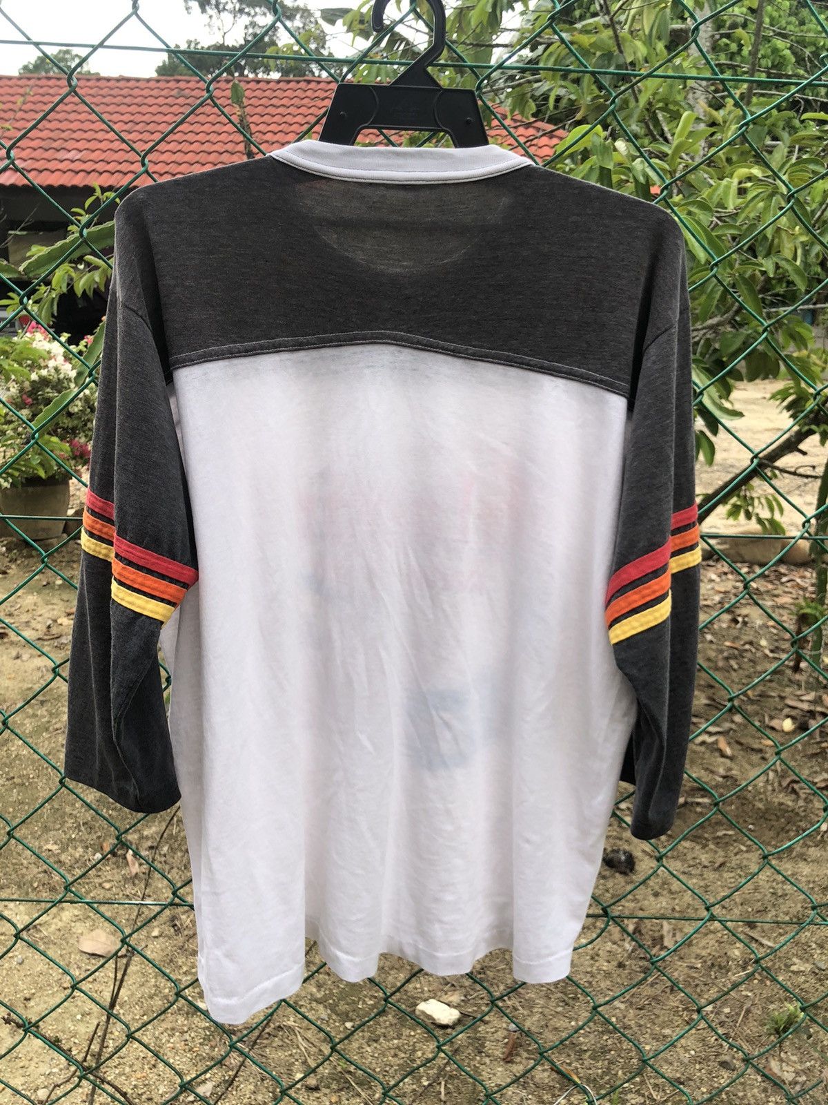 Vintage Vintage Raglan 80s 3q tee California casual sportswear Size US XL / EU 56 / 4 - 2 Thumbnail