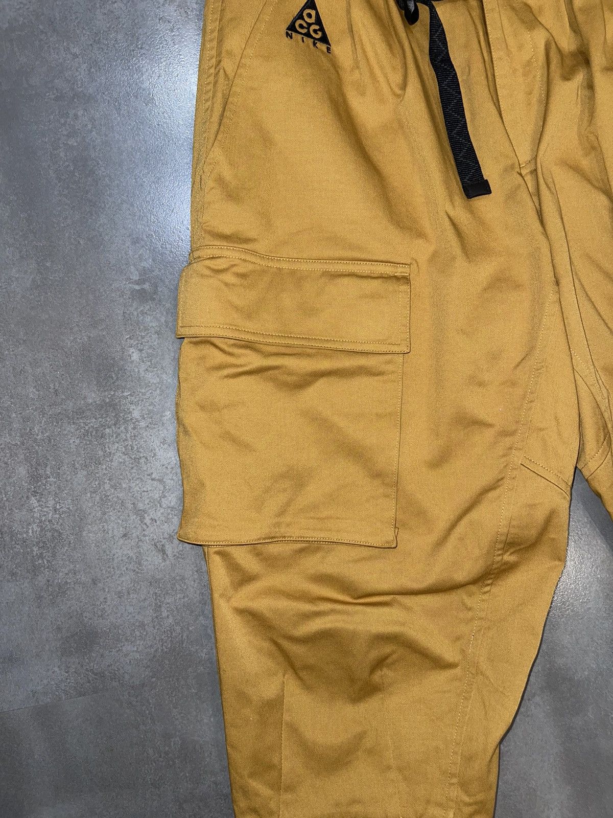 Nike ACG Nike ACG X Errolson Hugh Technical Orange Cargo Pants Size US 30 / EU 46 - 3 Thumbnail