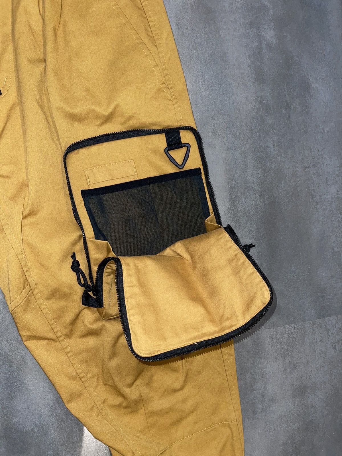 Nike ACG Nike ACG X Errolson Hugh Technical Orange Cargo Pants Size US 30 / EU 46 - 7 Thumbnail