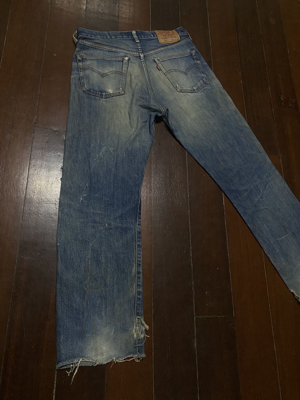 Levi's Vintage Clothing FIRE 🔥🔥 VINTAGE 90s LEVIS BIG E LVC 502 SELVEDGE DISTRESSED Size US 32 / EU 48 - 4 Thumbnail
