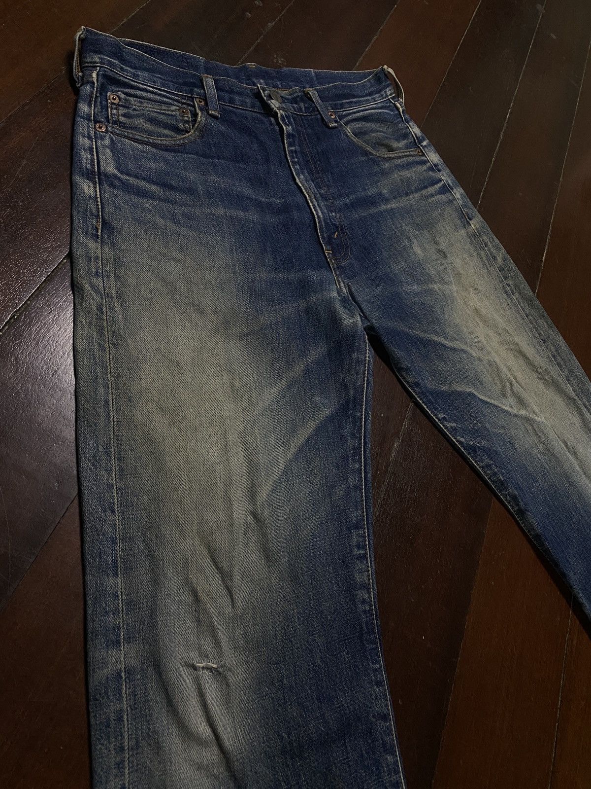 Levi's Vintage Clothing FIRE 🔥🔥 VINTAGE 90s LEVIS BIG E LVC 502 SELVEDGE DISTRESSED Size US 32 / EU 48 - 11 Thumbnail