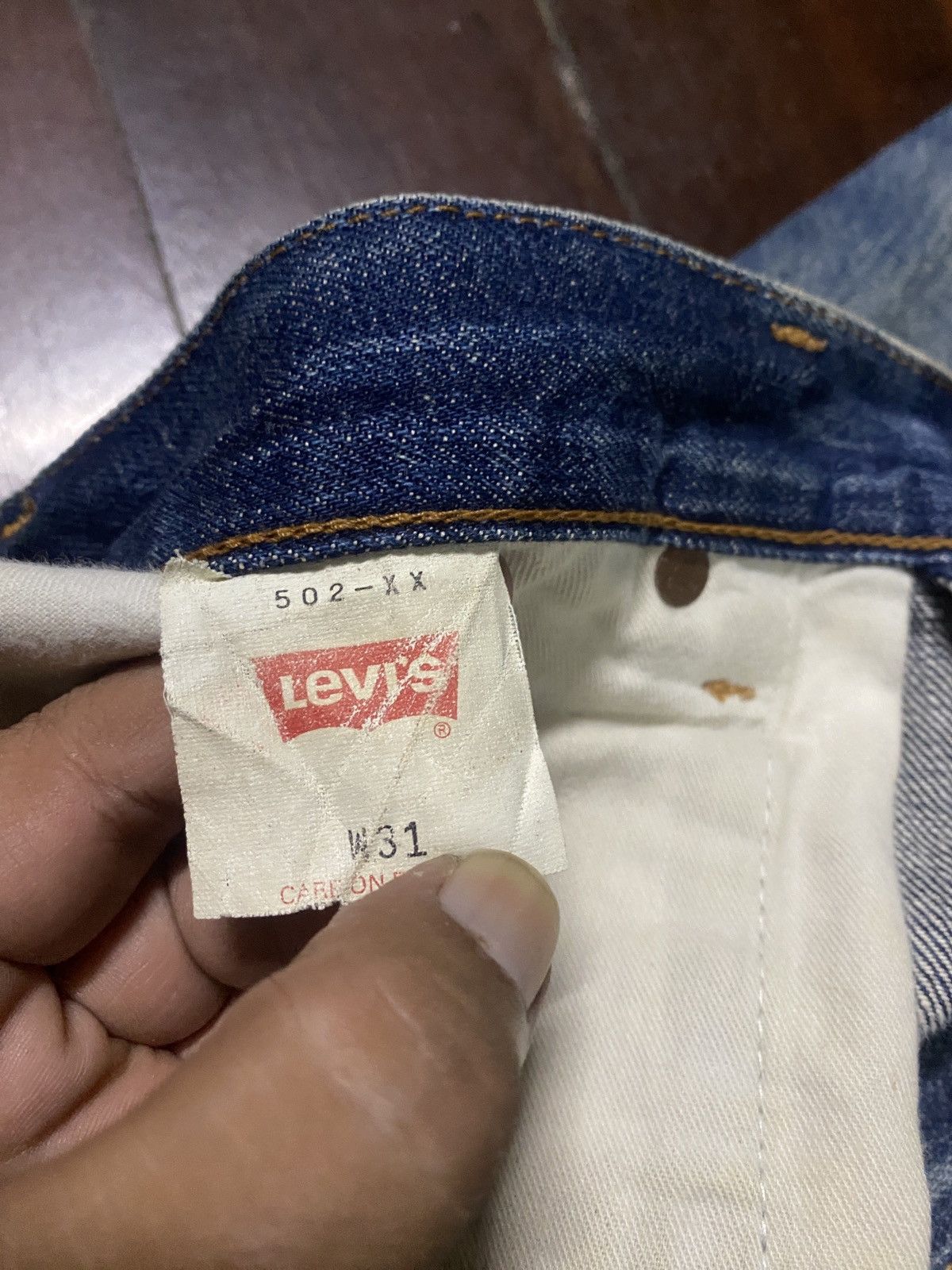 Levi's Vintage Clothing FIRE 🔥🔥 VINTAGE 90s LEVIS BIG E LVC 502 SELVEDGE DISTRESSED Size US 32 / EU 48 - 15 Thumbnail