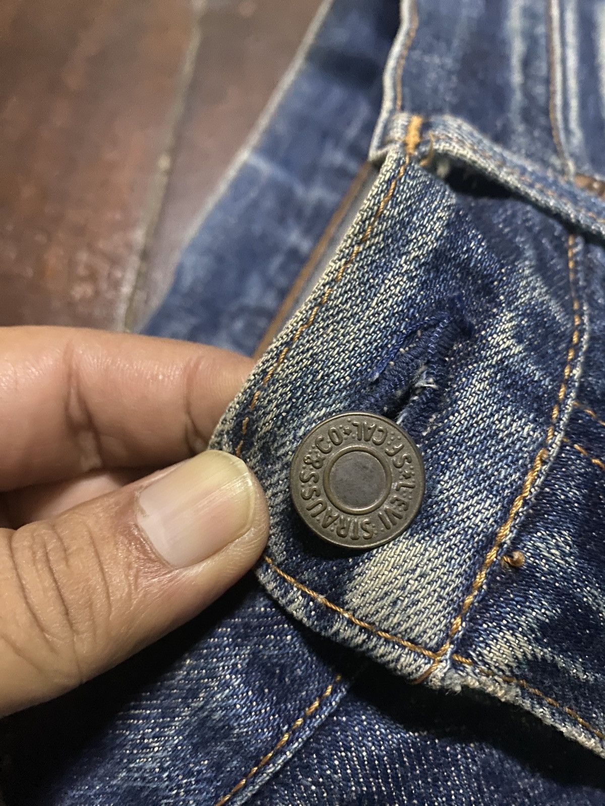 Levi's Vintage Clothing FIRE 🔥🔥 VINTAGE 90s LEVIS BIG E LVC 502 SELVEDGE DISTRESSED Size US 32 / EU 48 - 12 Thumbnail