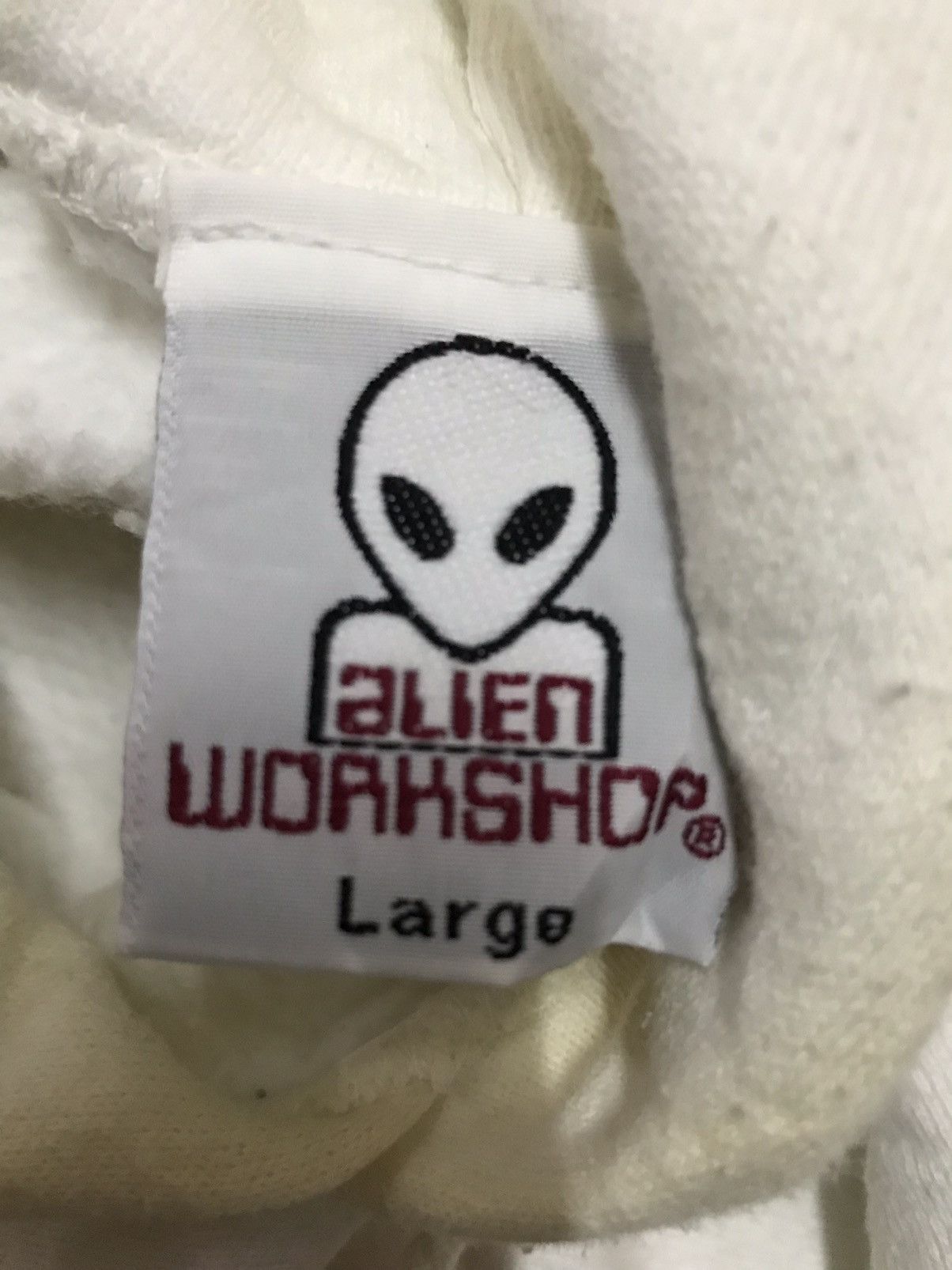 Alien Workshop 🔥Best offer🔥Vintage alien workshop hoodie pullover Size US L / EU 52-54 / 3 - 7 Thumbnail