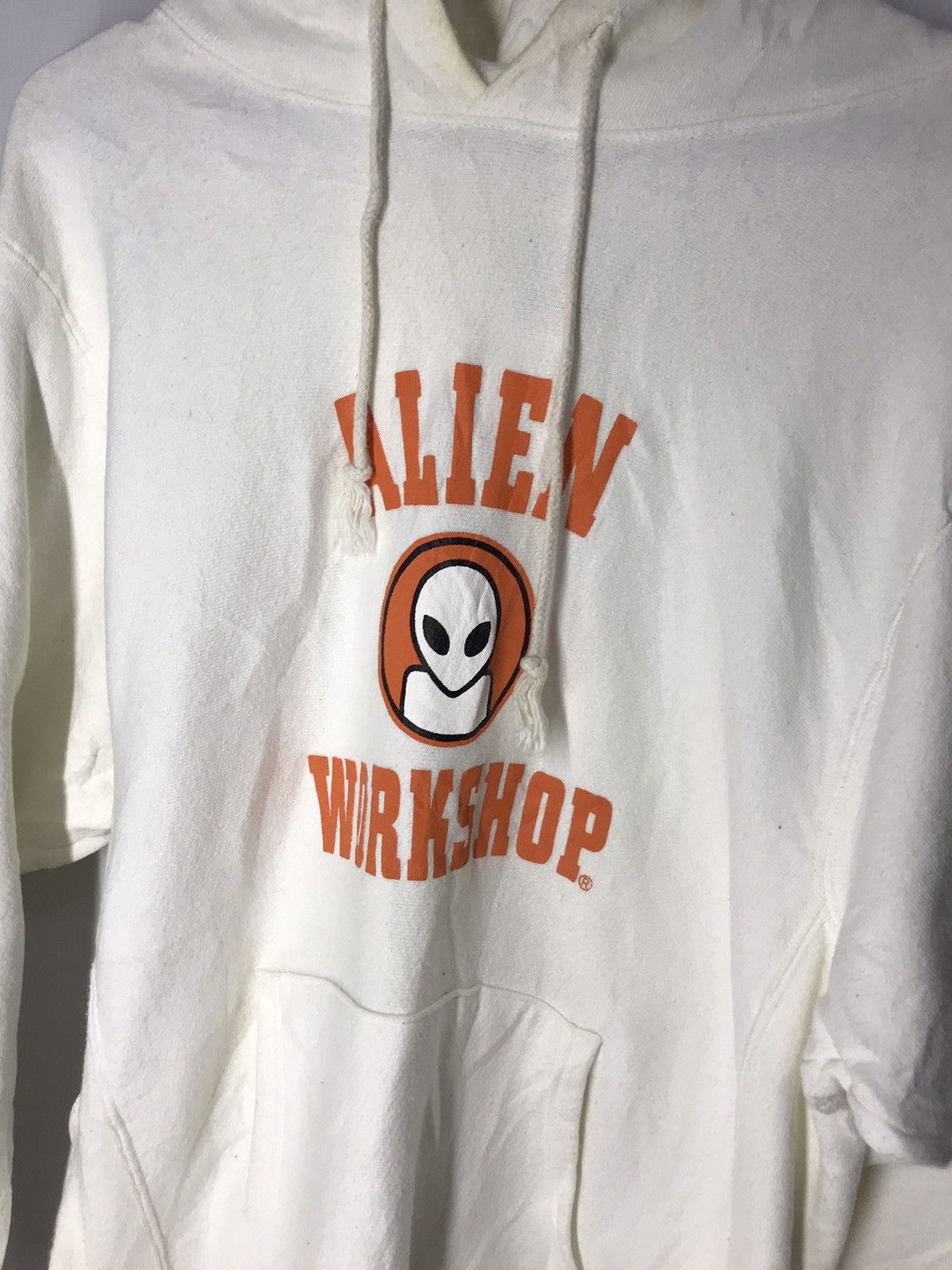 Alien Workshop 🔥Best offer🔥Vintage alien workshop hoodie pullover Size US L / EU 52-54 / 3 - 6 Thumbnail