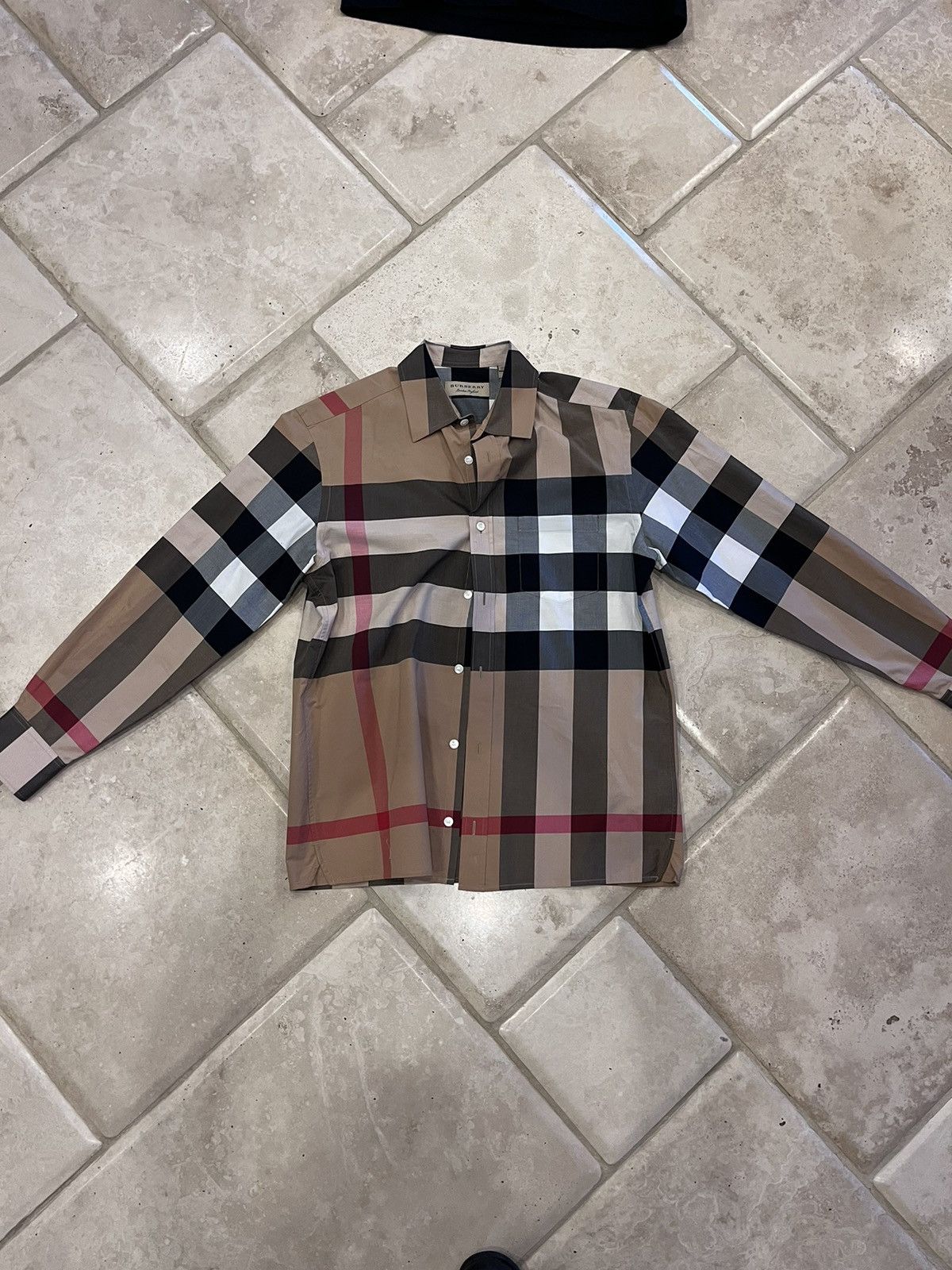 Burberry Burberry Maxi Check Shirt Size US S / EU 44-46 / 1 - 1 Thumbnail