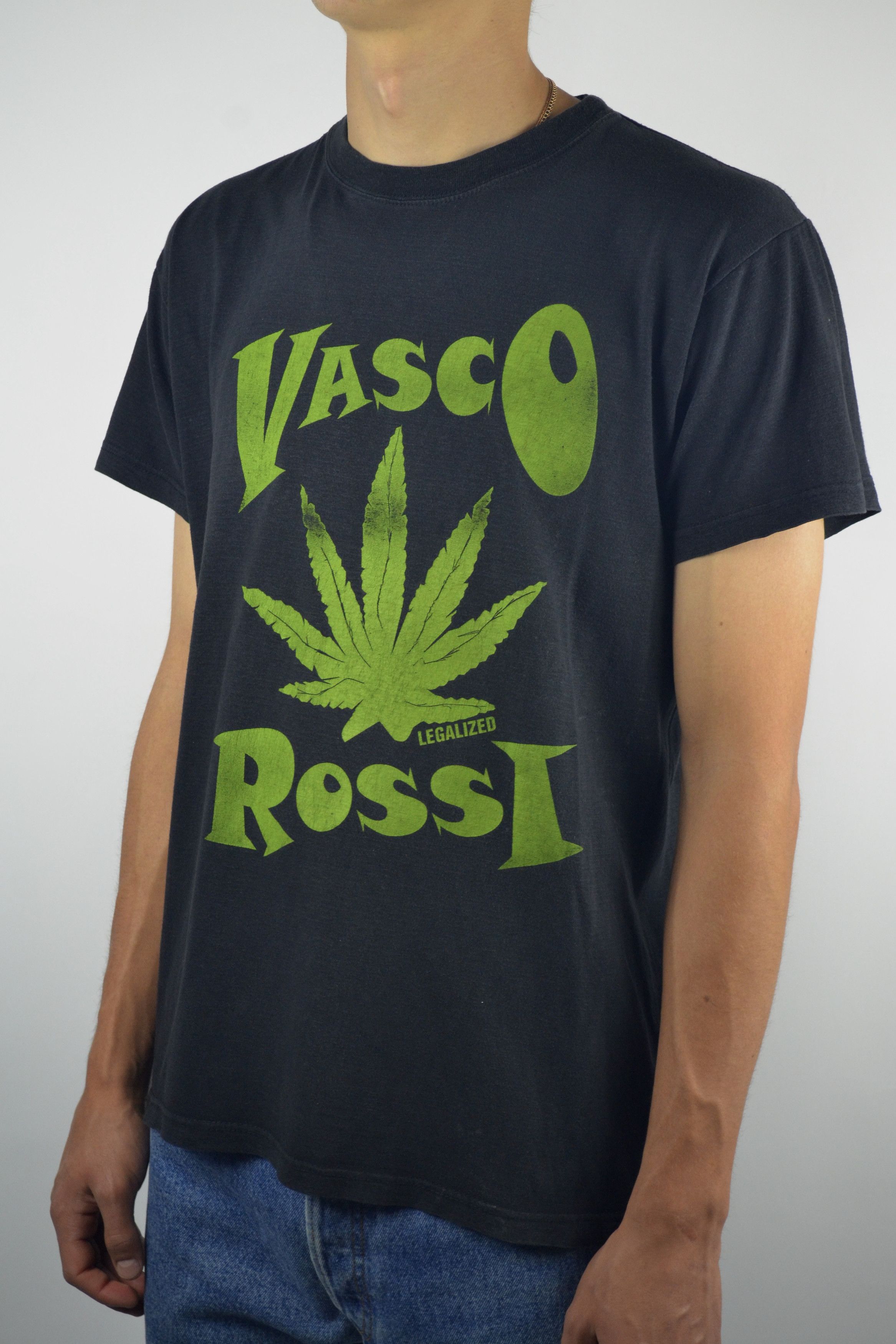 Band Tees Vintage 90s Vasco Rossi Legalized Weed Marijuana T-Shirt Size US M / EU 48-50 / 2 - 4 Thumbnail