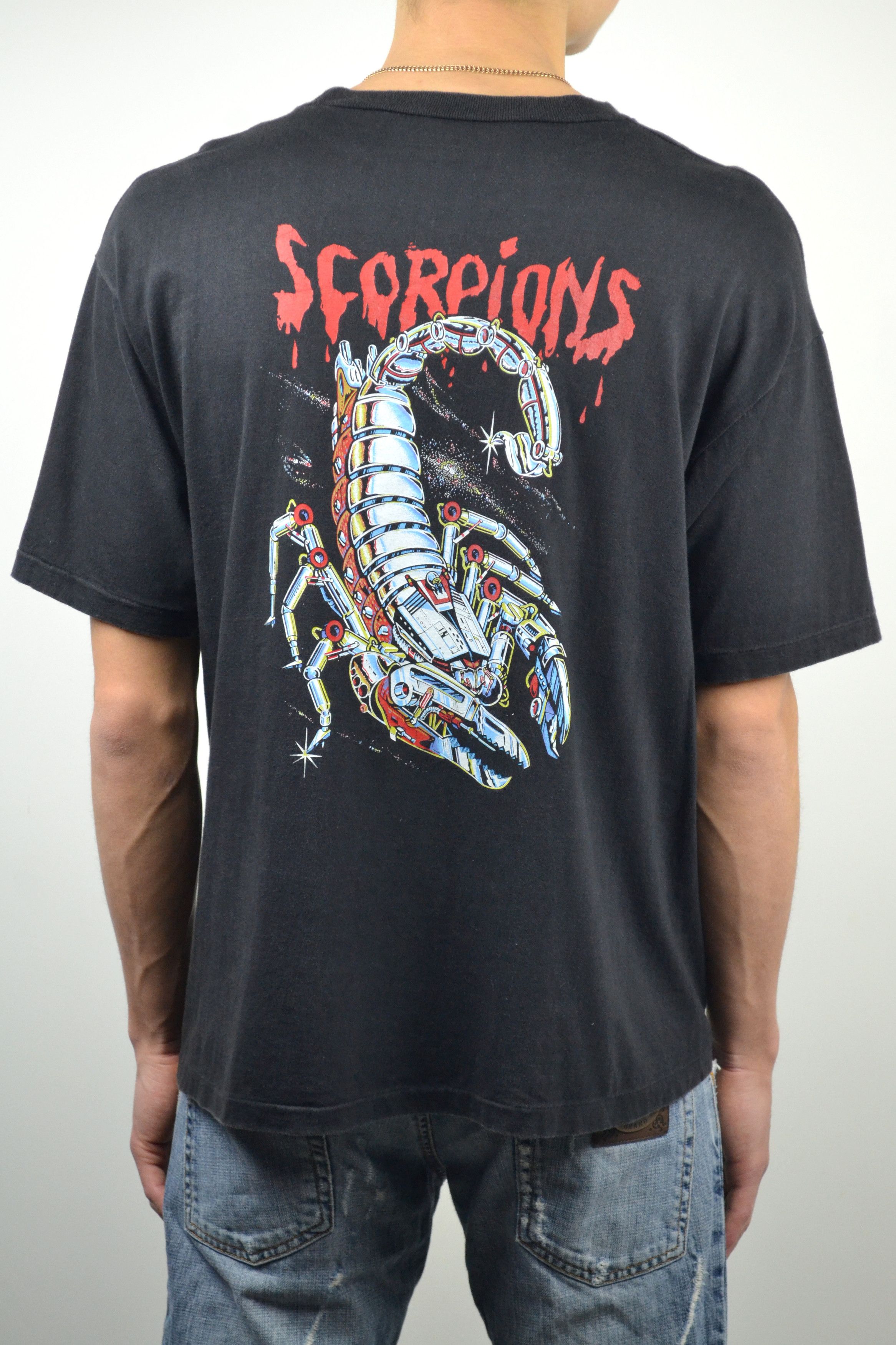 Vintage 80s Vintage 1988 Iron Maiden Seventh Son Scorpions Tour Tee Size US L / EU 52-54 / 3 - 1 Thumbnail