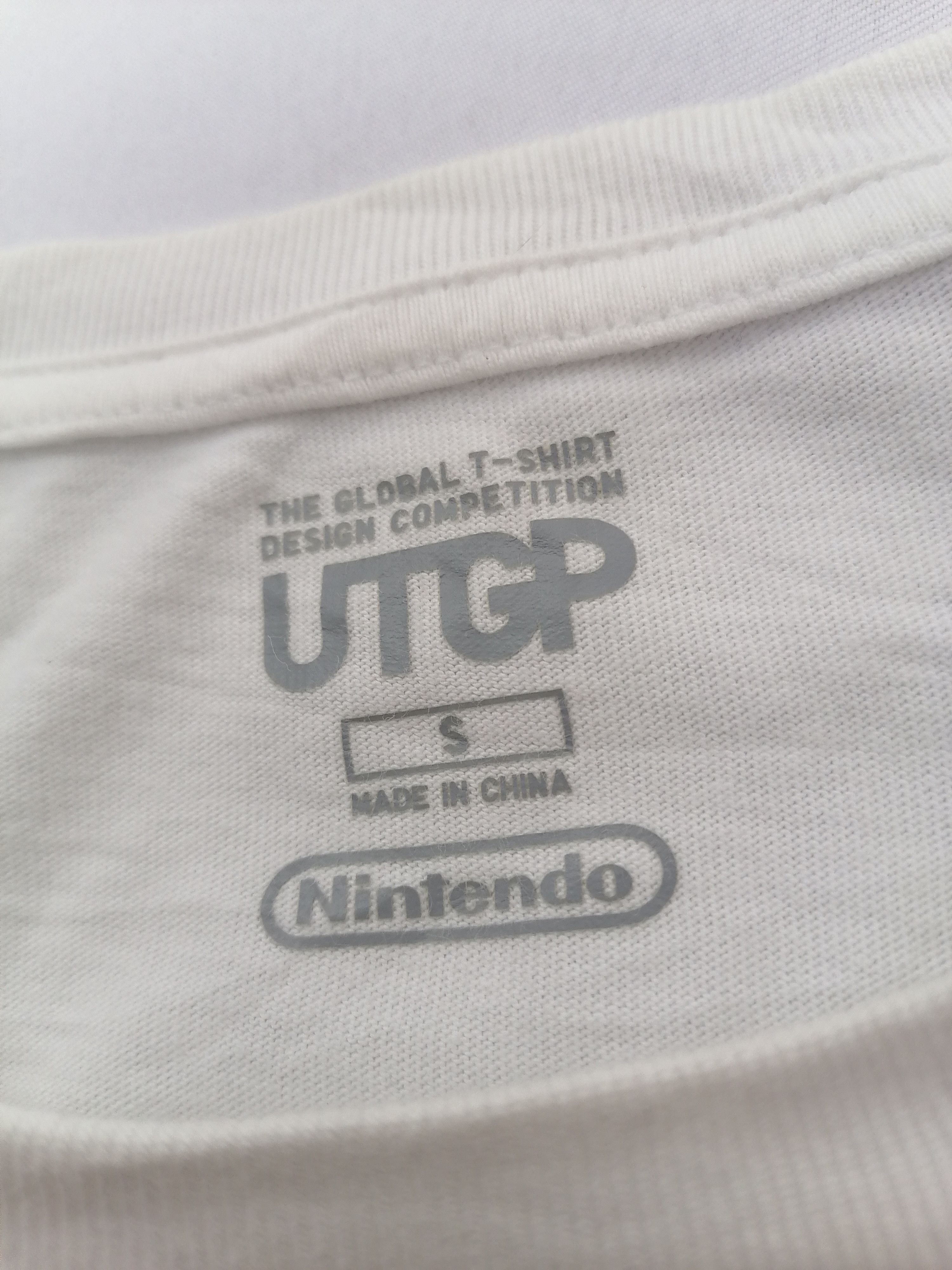 Nintendo × Uniqlo Uniqlo X Nintendo Art Tee Size US M / EU 48-50 / 2 - 4 Thumbnail