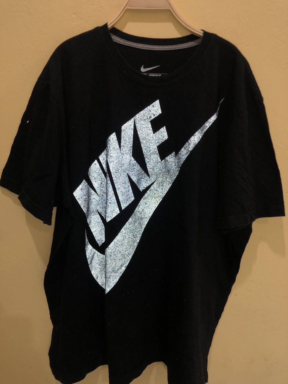 Nike NIKE TEE WITH REFLECTIONS BIG LOGO SIZE XXL Size US XXL / EU 58 / 5 - 2 Thumbnail
