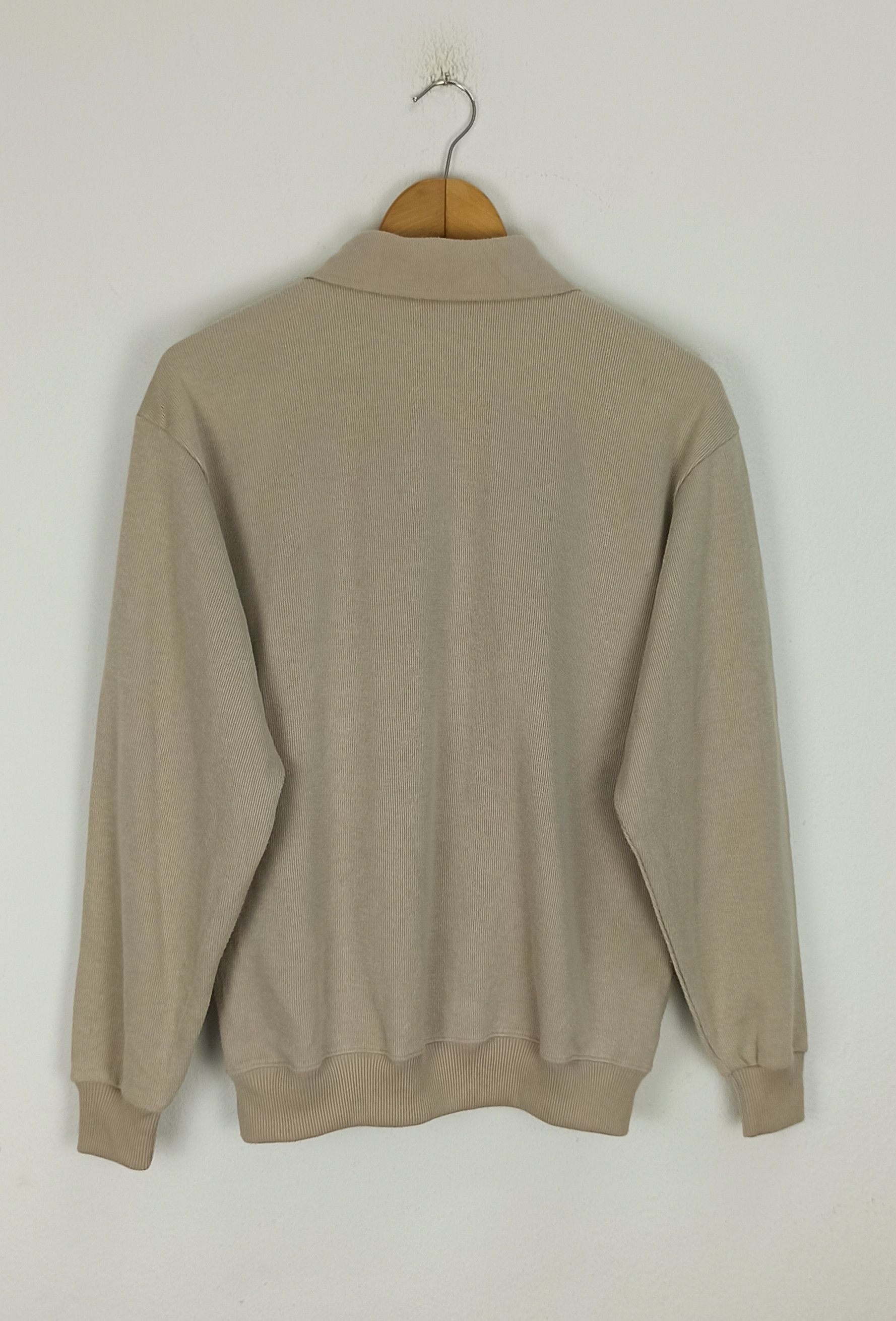 Valentino Rare🔥 Emilio Valentino Italy ups button Embroidered Logo Size US M / EU 48-50 / 2 - 4 Thumbnail