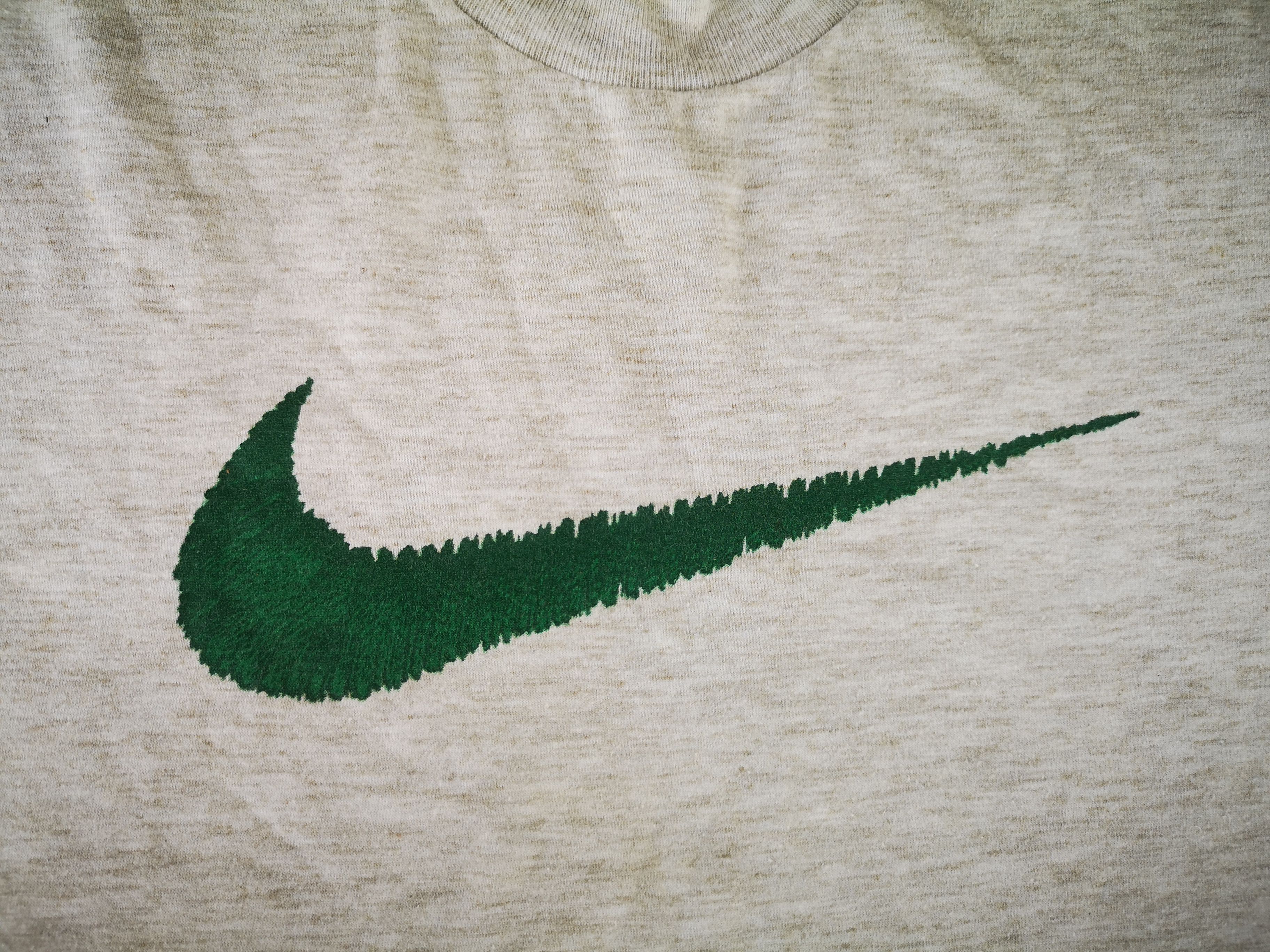 Nike Vintage nike swooh 90s big logo Size US M / EU 48-50 / 2 - 5 Thumbnail