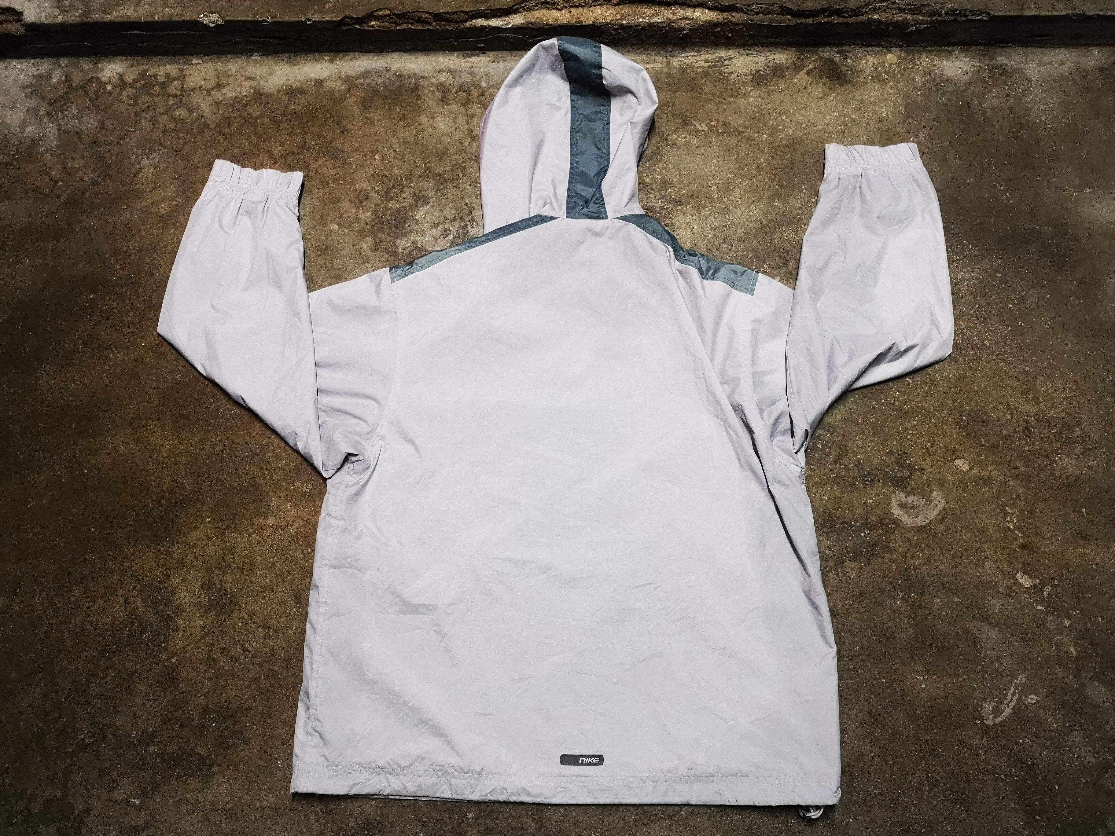 Nike Vintage Nike Windbreaker Double Pocket Size US M / EU 48-50 / 2 - 4 Thumbnail