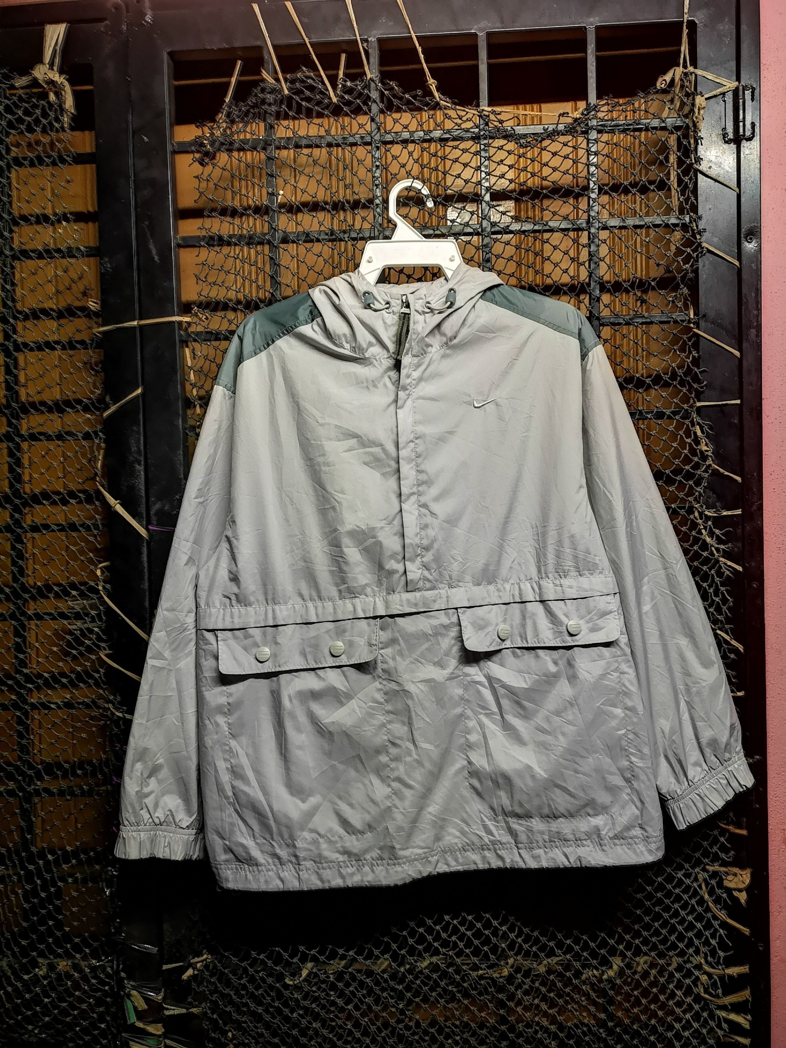 Nike Vintage Nike Windbreaker Double Pocket Size US M / EU 48-50 / 2 - 1 Thumbnail
