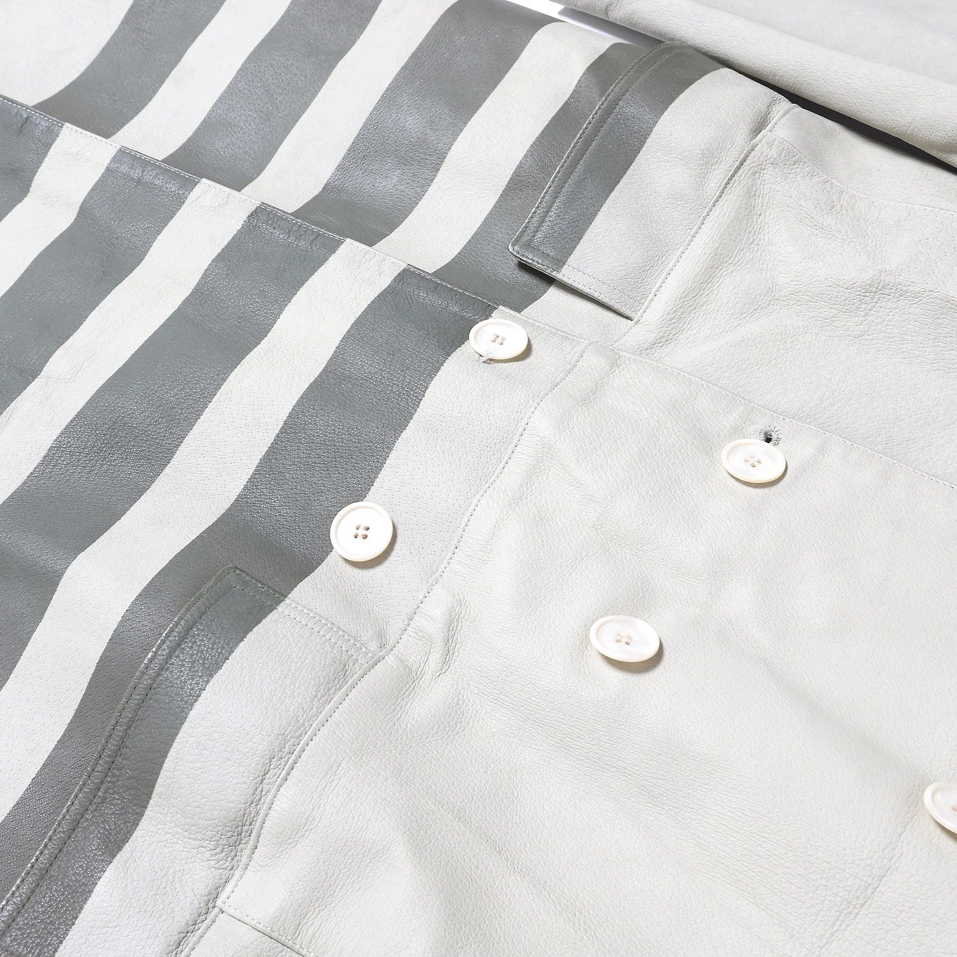 Helmut Lang FW97 Beige Leather Resin Stripe Coat Size US M / EU 48-50 / 2 - 6 Thumbnail