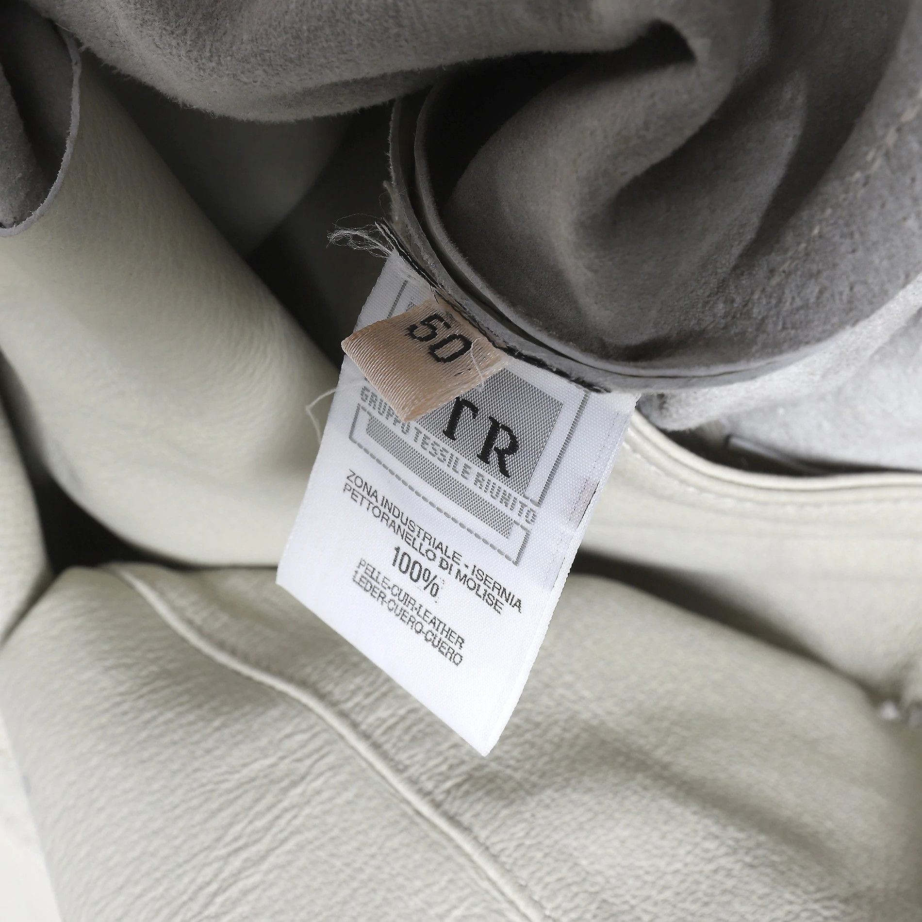 Helmut Lang FW97 Beige Leather Resin Stripe Coat Size US M / EU 48-50 / 2 - 8 Thumbnail