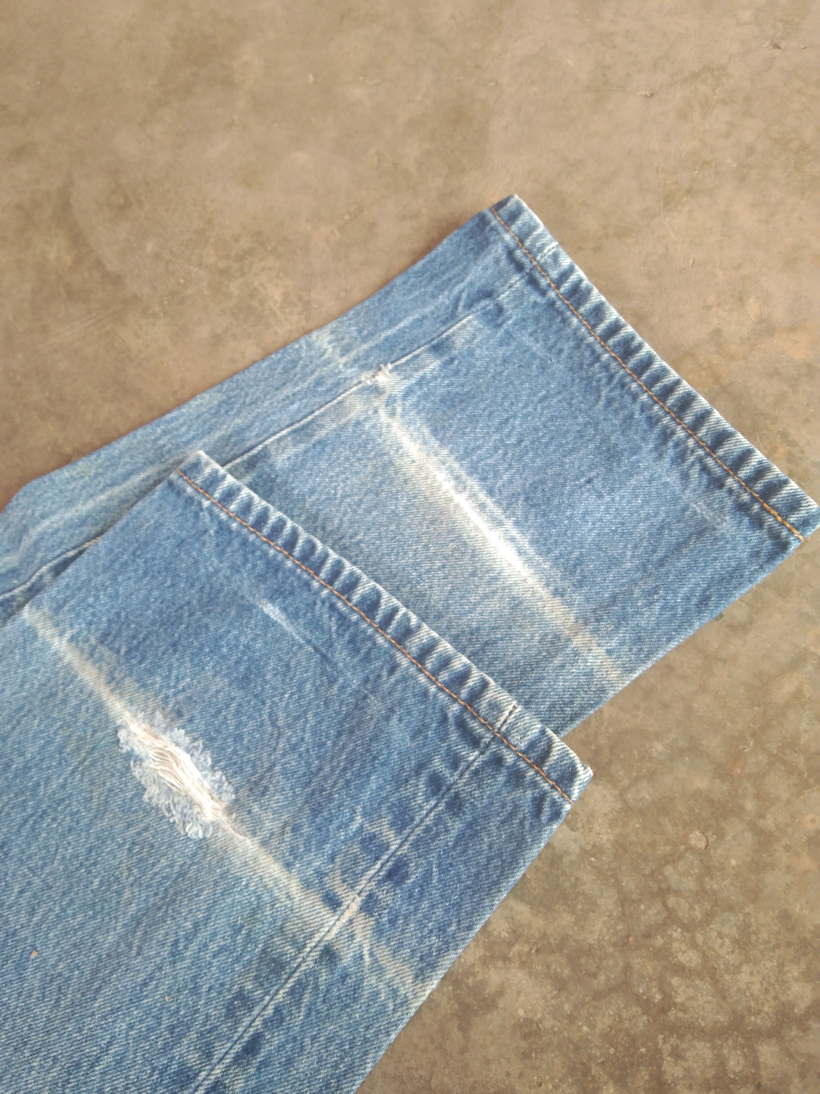 Levi's Vintage Levi's 501 Mud Wash Distressed Jeans 34x32 Size US 34 / EU 50 - 5 Thumbnail