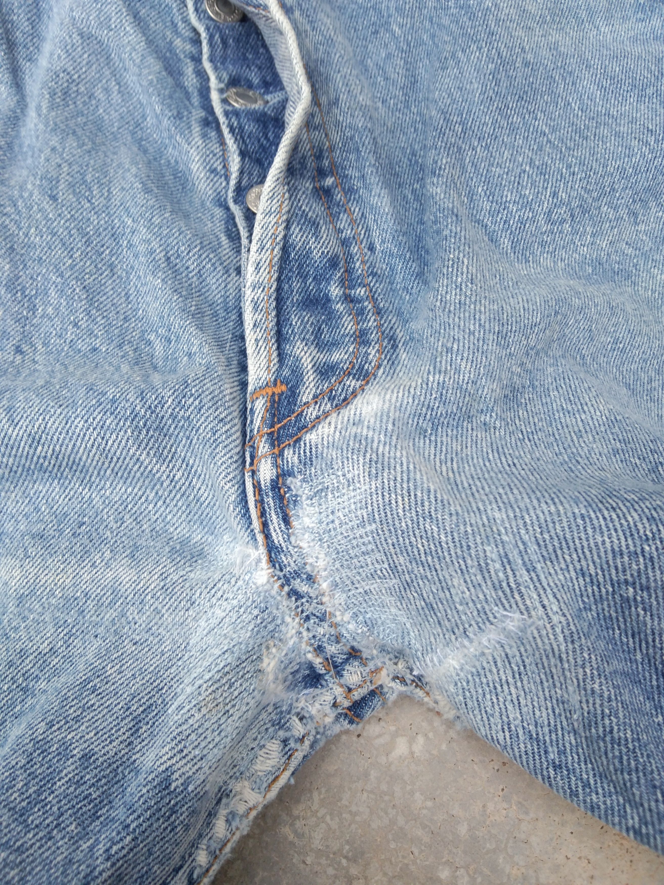 Levi's Vintage Levi's 501 Repaired Distressed Jeans 33x30 Size US 33 - 5 Thumbnail
