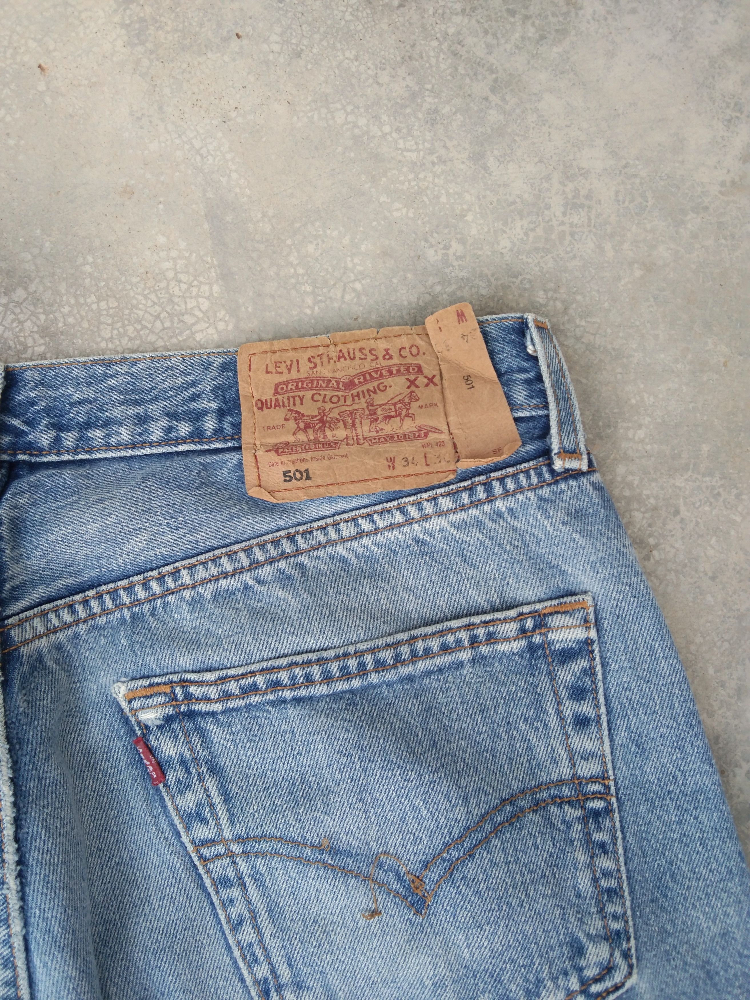 Levi's Vintage Levi's 501 Repaired Distressed Jeans 33x30 Size US 33 - 3 Thumbnail