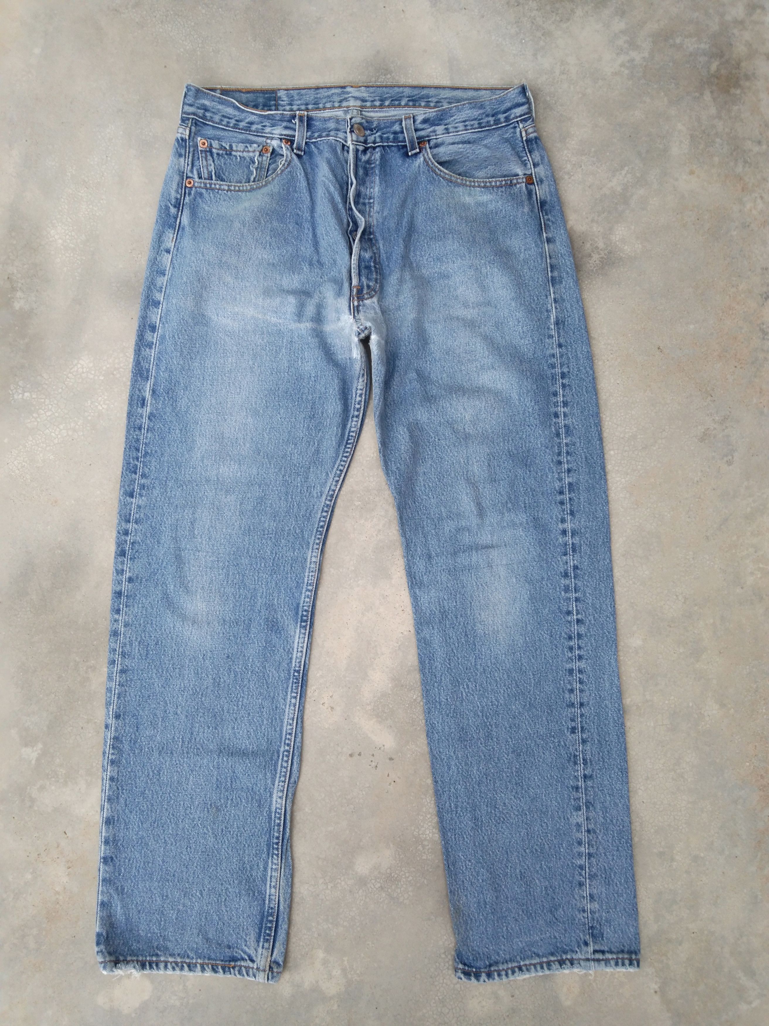 Levi's Vintage Levi's 501 Repaired Distressed Jeans 33x30 Size US 33 - 1 Thumbnail