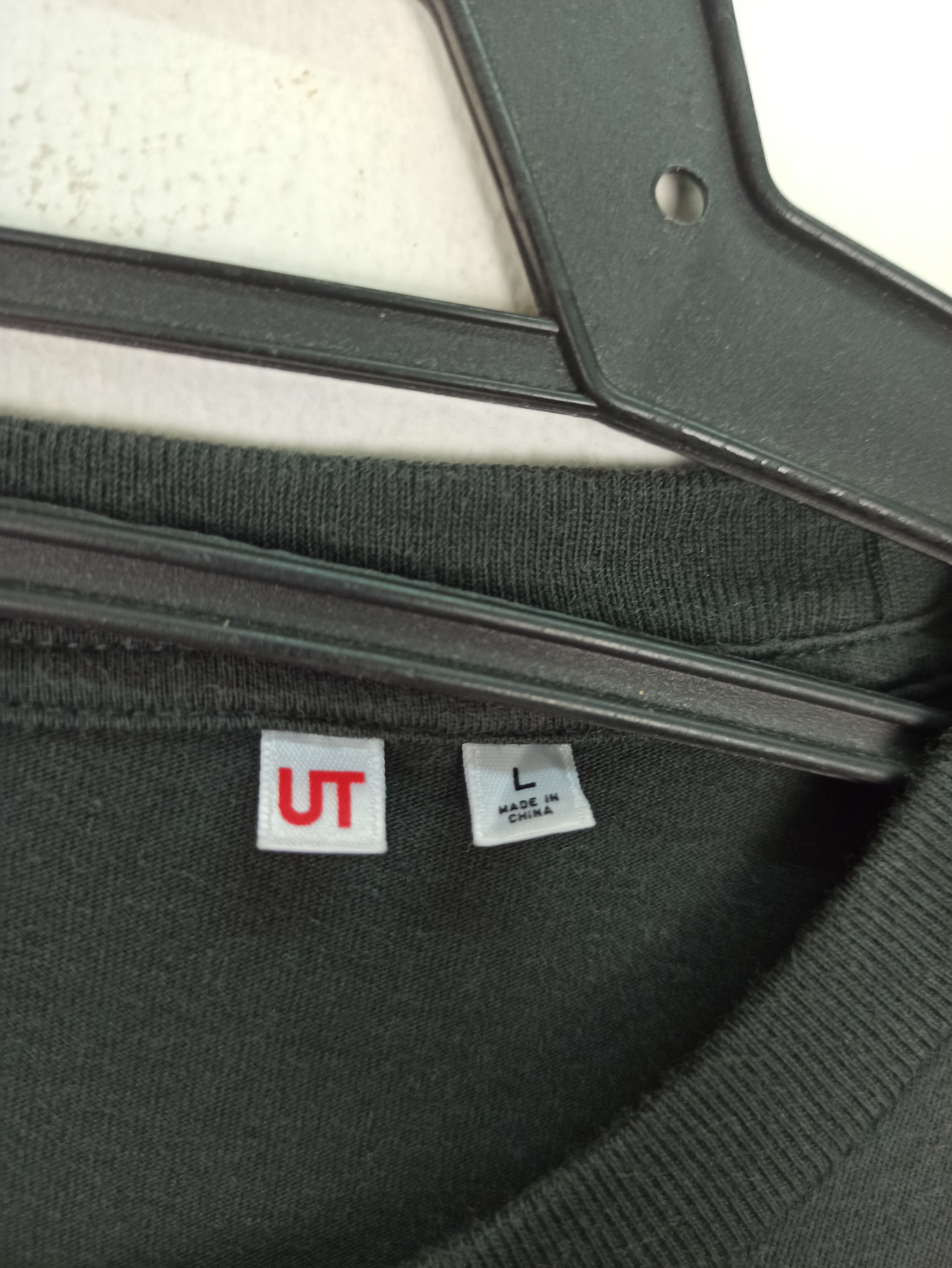 Cartoon Network Steals M&M's Chocolate by Uniqlo (c41) Size US L / EU 52-54 / 3 - 4 Thumbnail