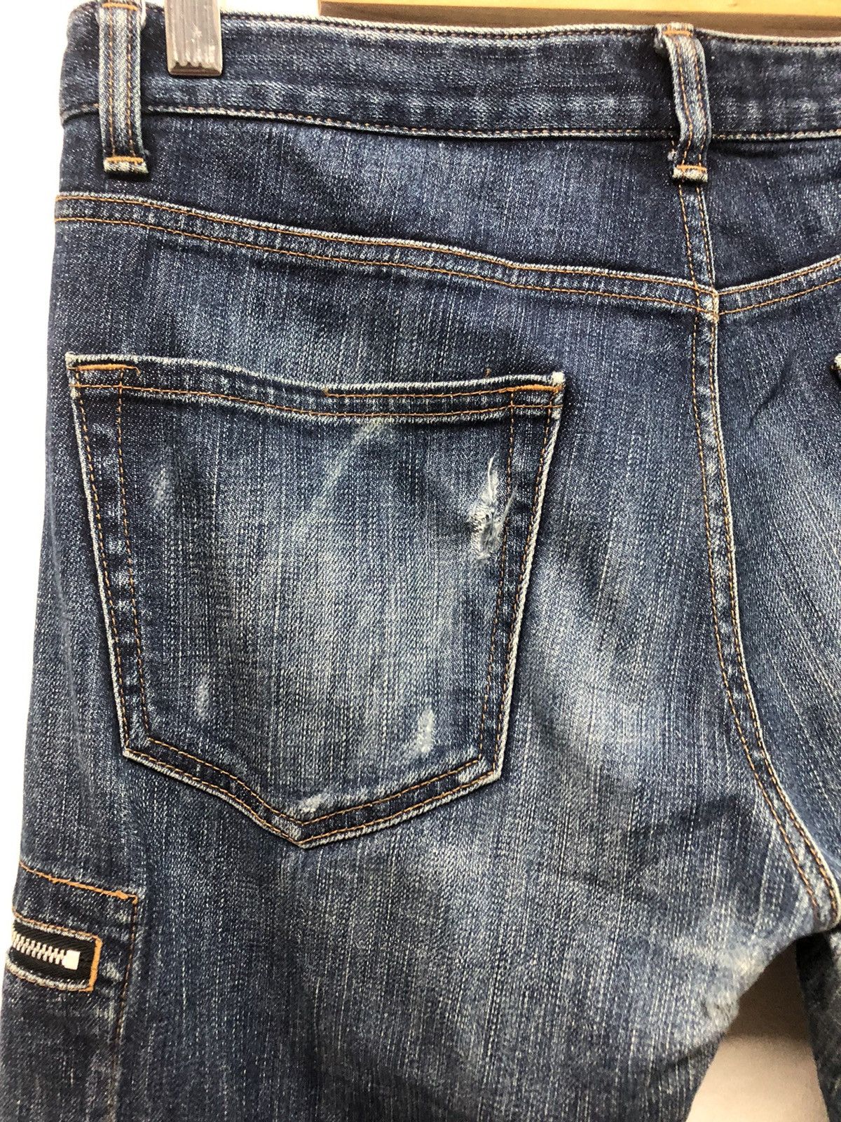 Undercover × Uniqlo LAST DROP BEFORE DELETE!! UNIQLO X UNDERCOVER JEANS Size US 31 - 14 Thumbnail