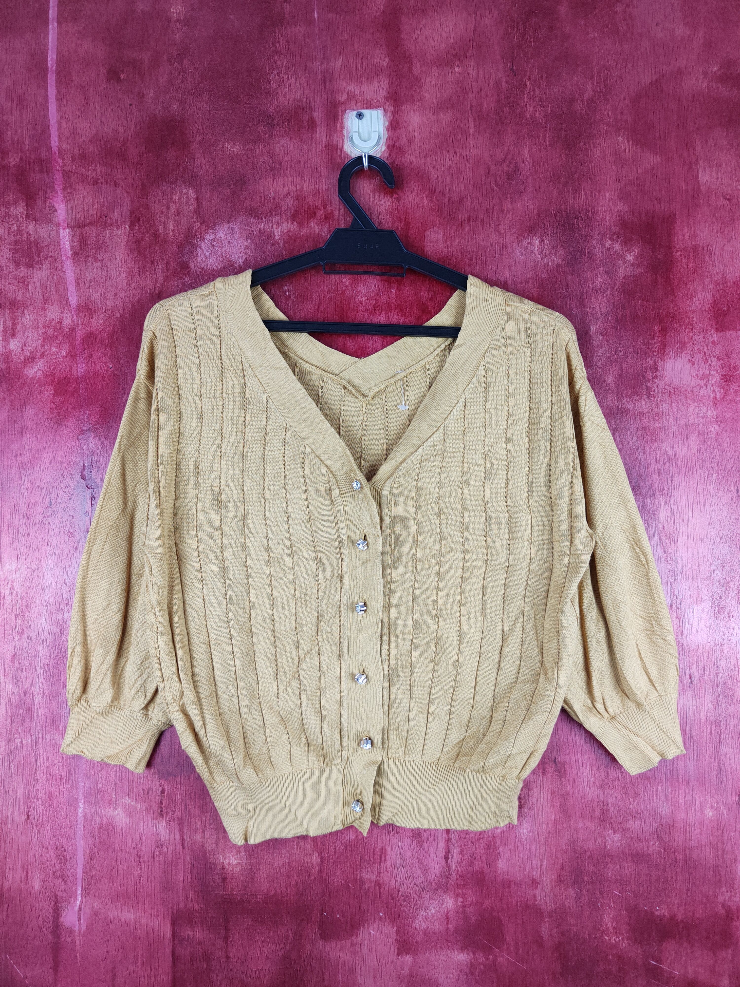 Japanese Brand Earth Music & Ecology Mustard Crop Tops Cardigan #S847 Size M / US 6-8 / IT 42-44 - 1 Thumbnail
