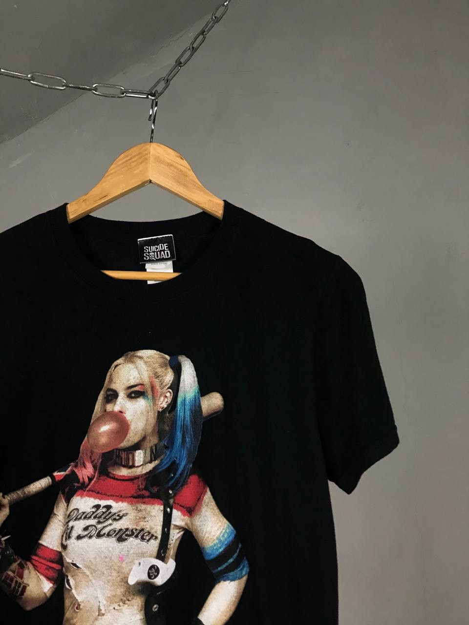 Vintage Harley Queen Suicide squad vintage DC comics tee Size US S / EU 44-46 / 1 - 2 Thumbnail