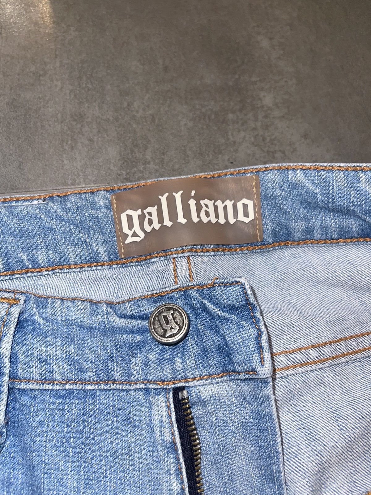 John Galliano Galliano Distressed Giraffe Logo Indigo Denim Pants Size US 33 - 14 Thumbnail
