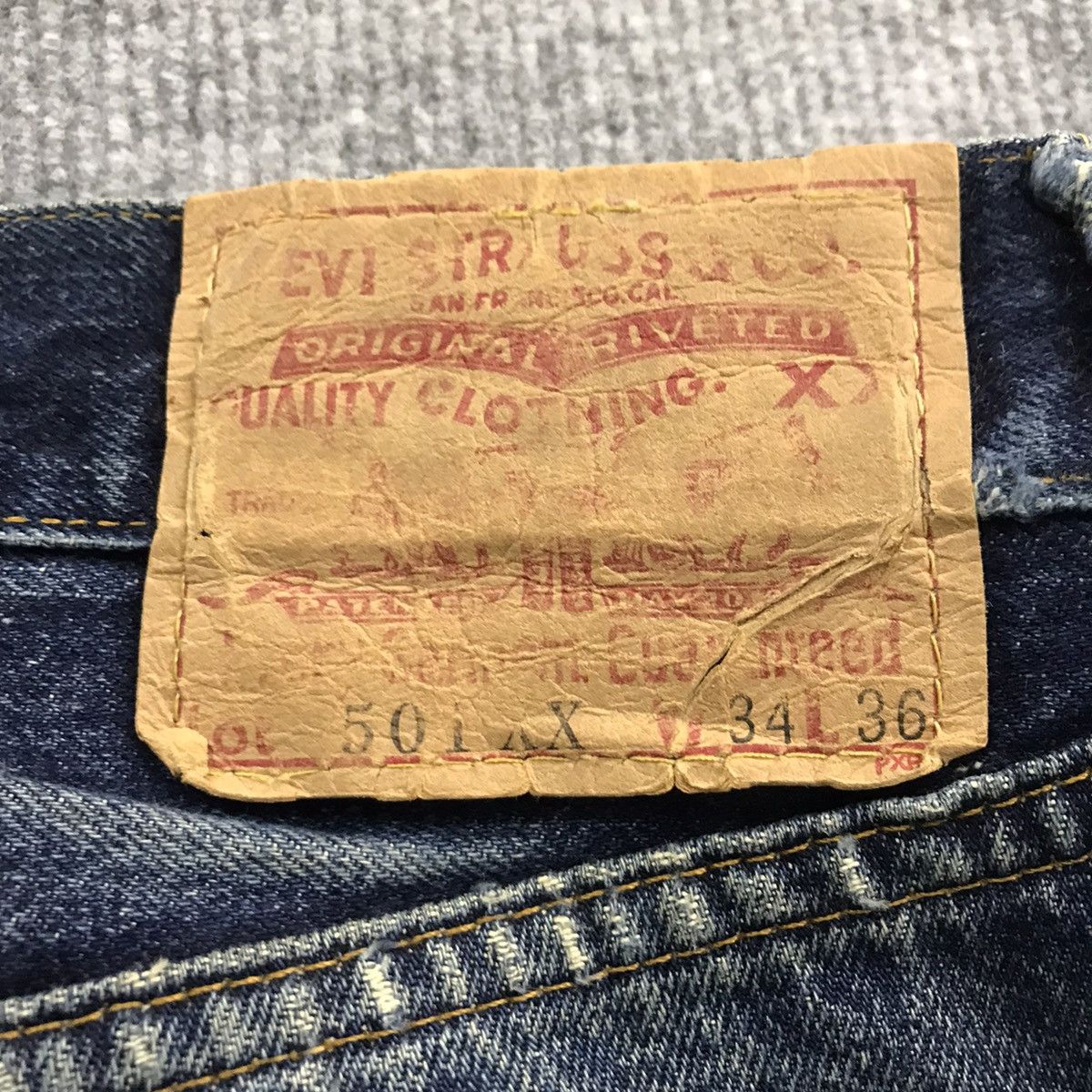Levi's Vintage Clothing ‼️LEVIS 501 BIG E REDLINE BUTTON 555 DISTRESSED PANTS Size US 30 / EU 46 - 12 Thumbnail