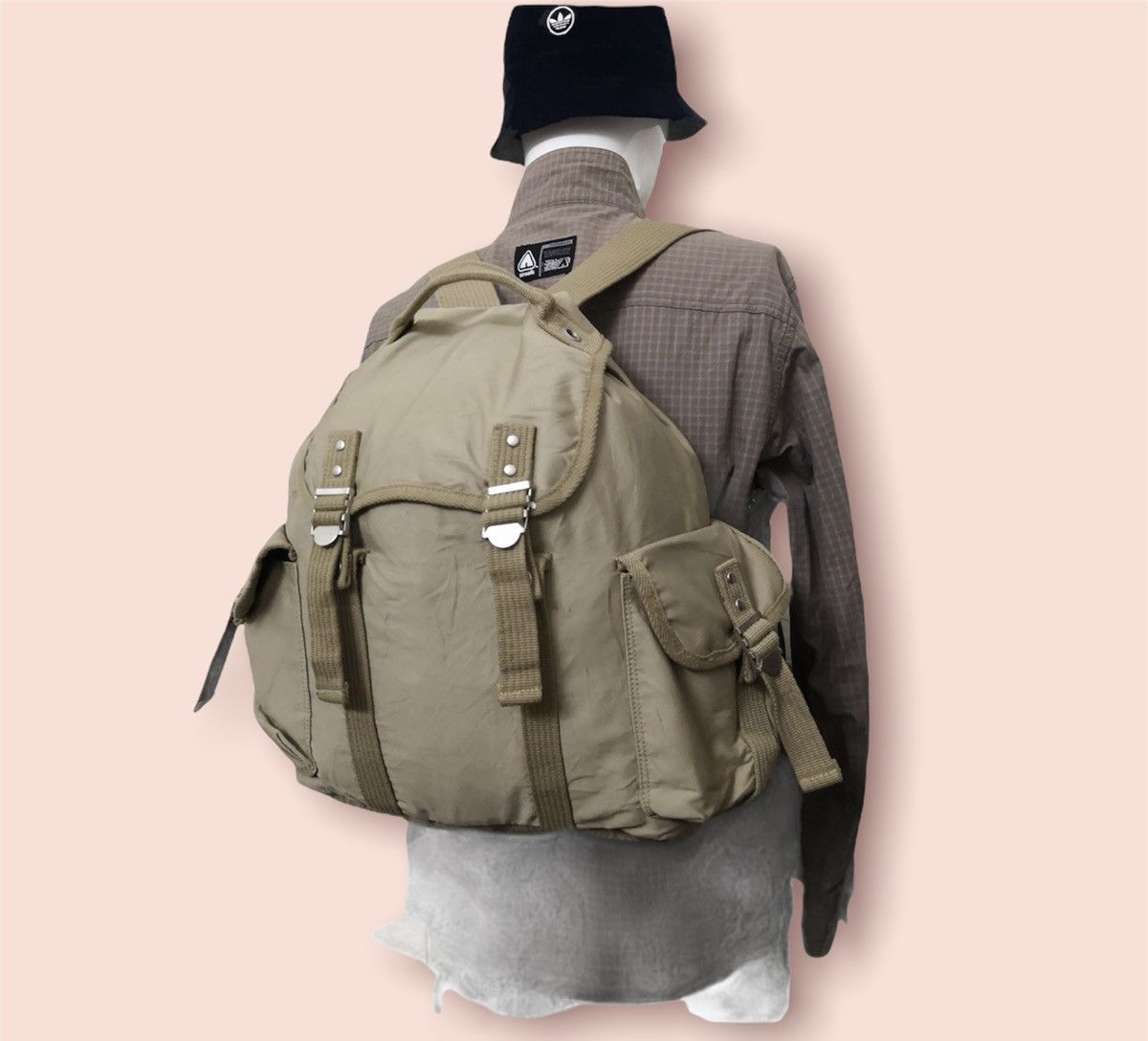 Jun Takahashi × Uniqlo ARCHIVAL UNIQLO MILITARY STYLE RUCKSACK/BACKPACK Size ONE SIZE - 6 Thumbnail