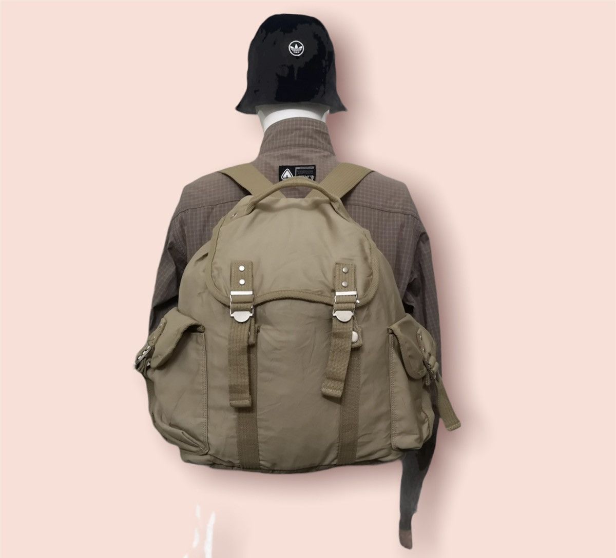 Jun Takahashi × Uniqlo ARCHIVAL UNIQLO MILITARY STYLE RUCKSACK/BACKPACK Size ONE SIZE - 4 Thumbnail