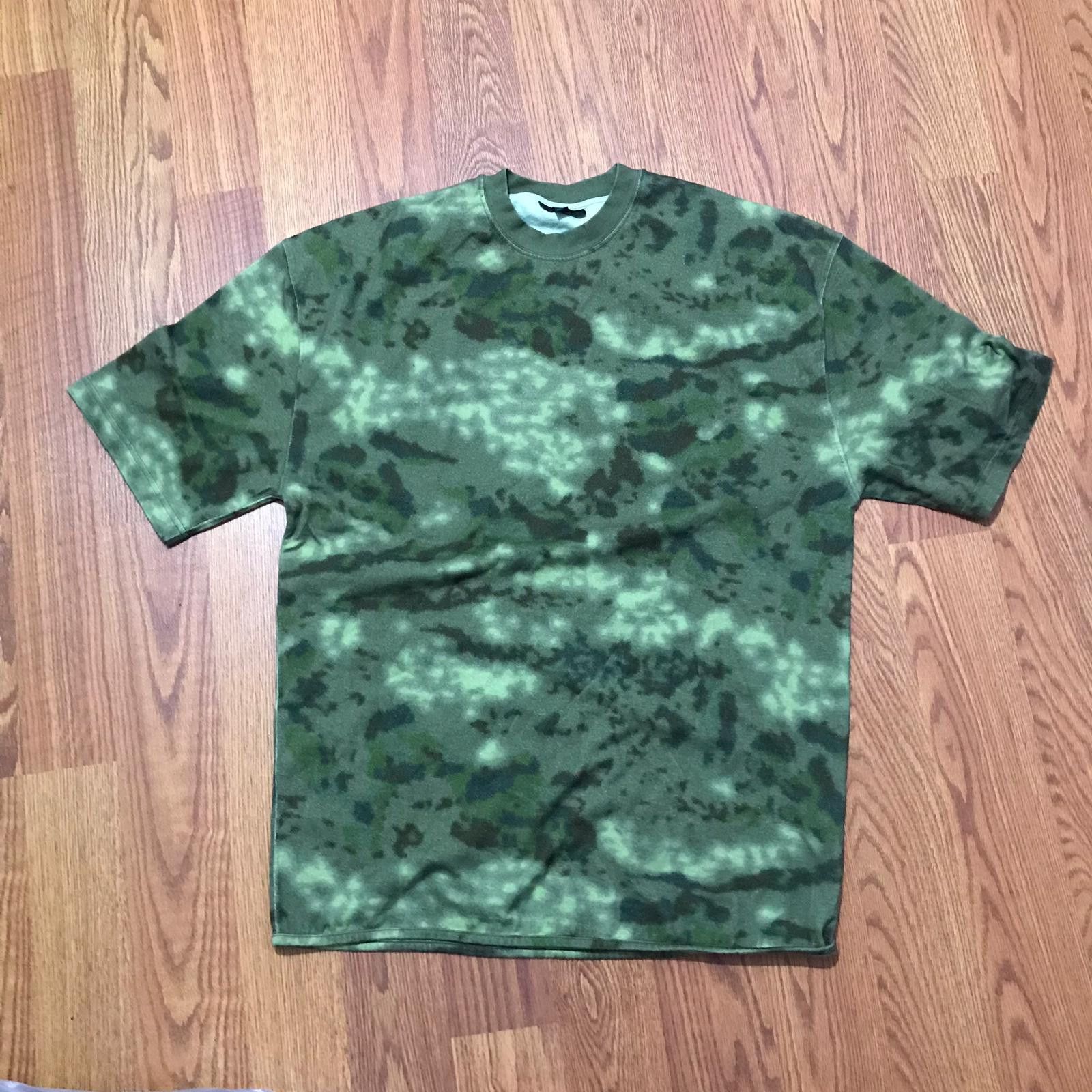 Yeezy go12 yeezy season 3 tee Size US S / EU 44-46 / 1 - 3 Thumbnail