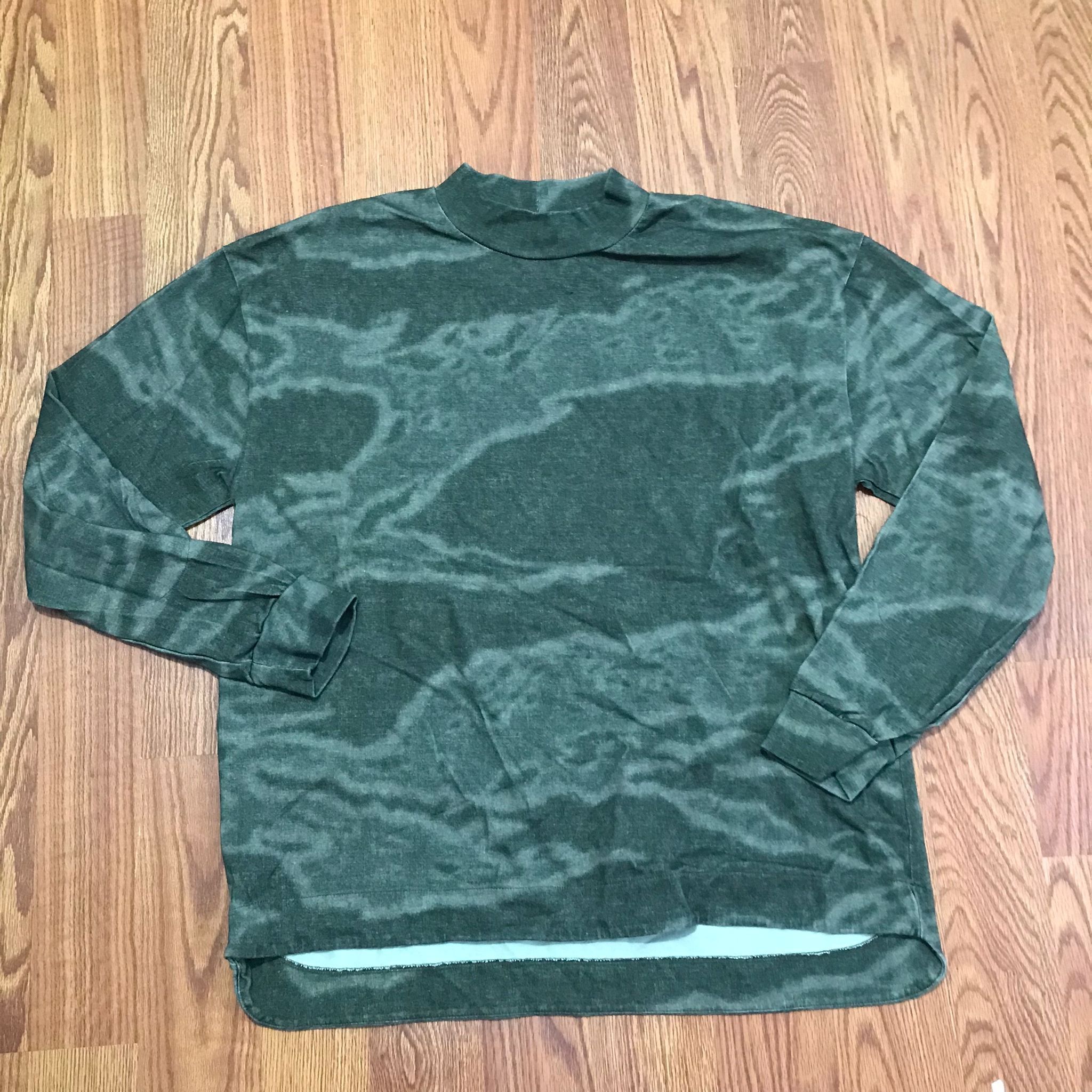 Yeezy ml35 yeezy season 3 long sleeve camo Size US M / EU 48-50 / 2 - 2 Thumbnail